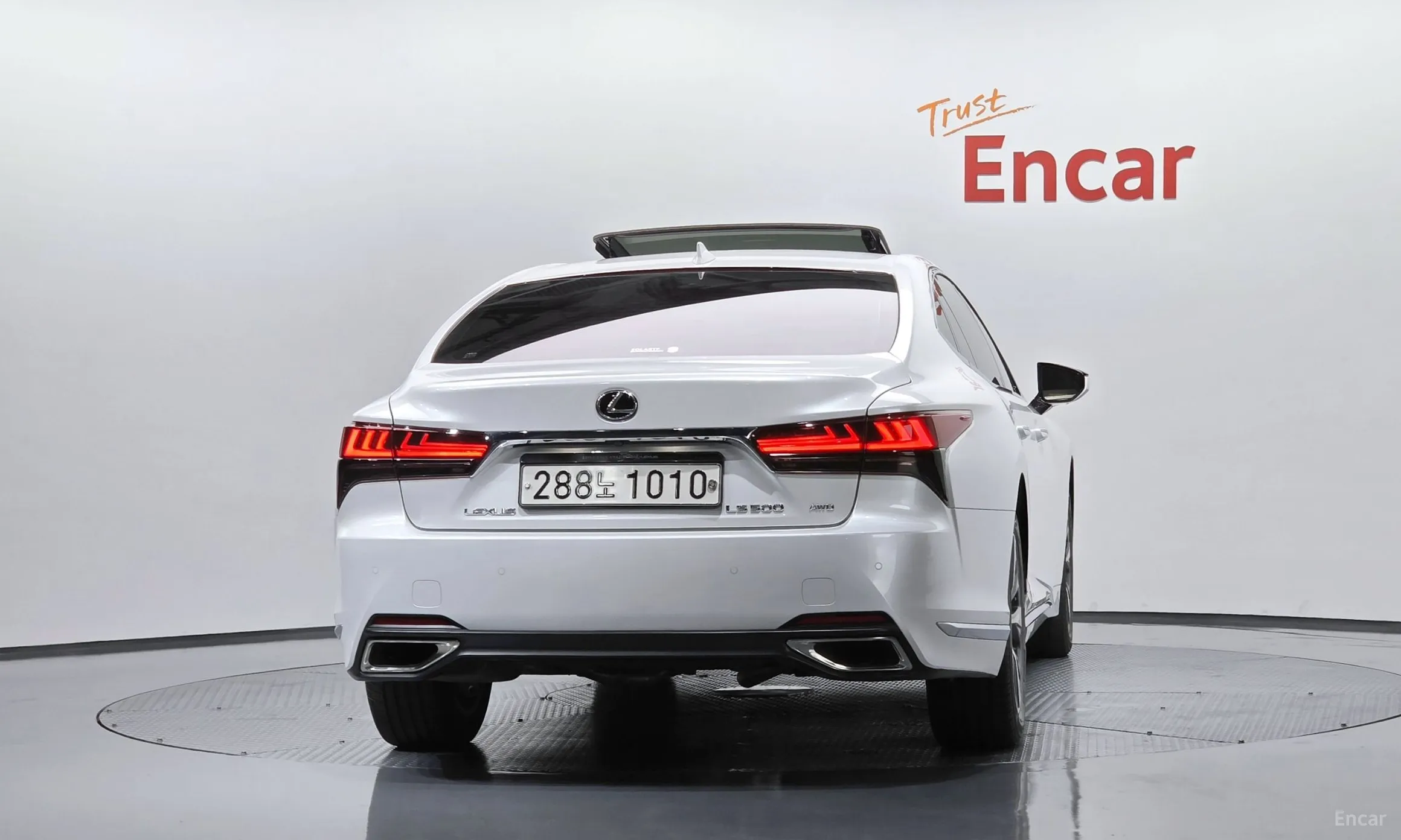 Lexus LS500 5th Generation превью 4