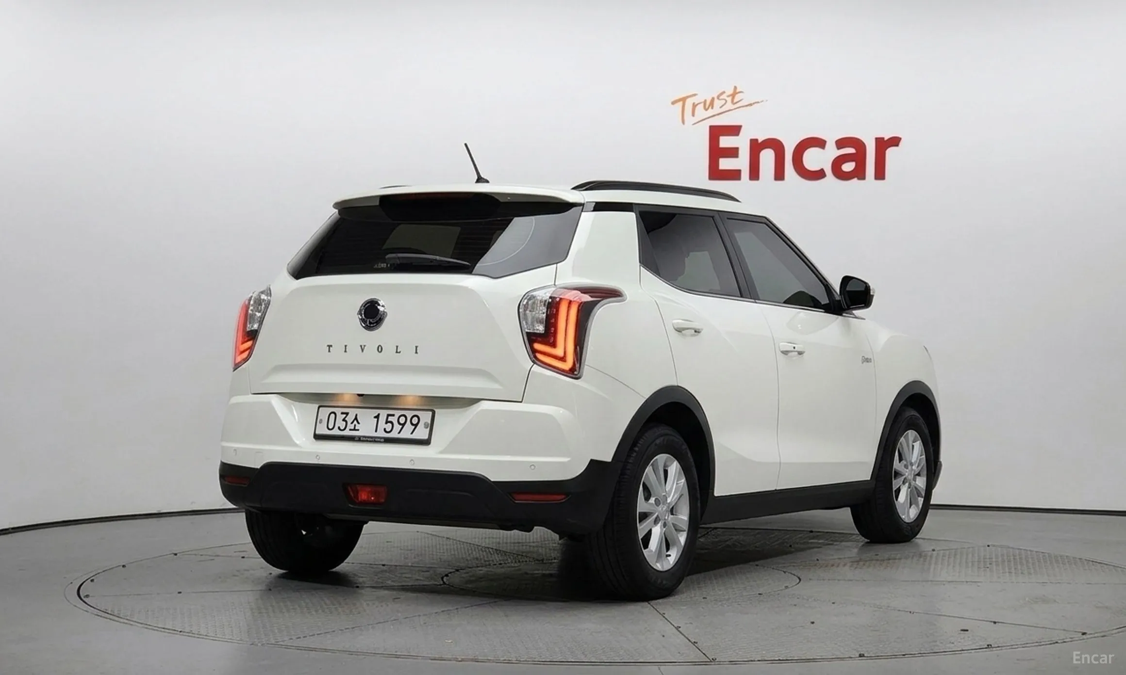 KG Mobility (SsangYong) Berry New Tivoli превью 2