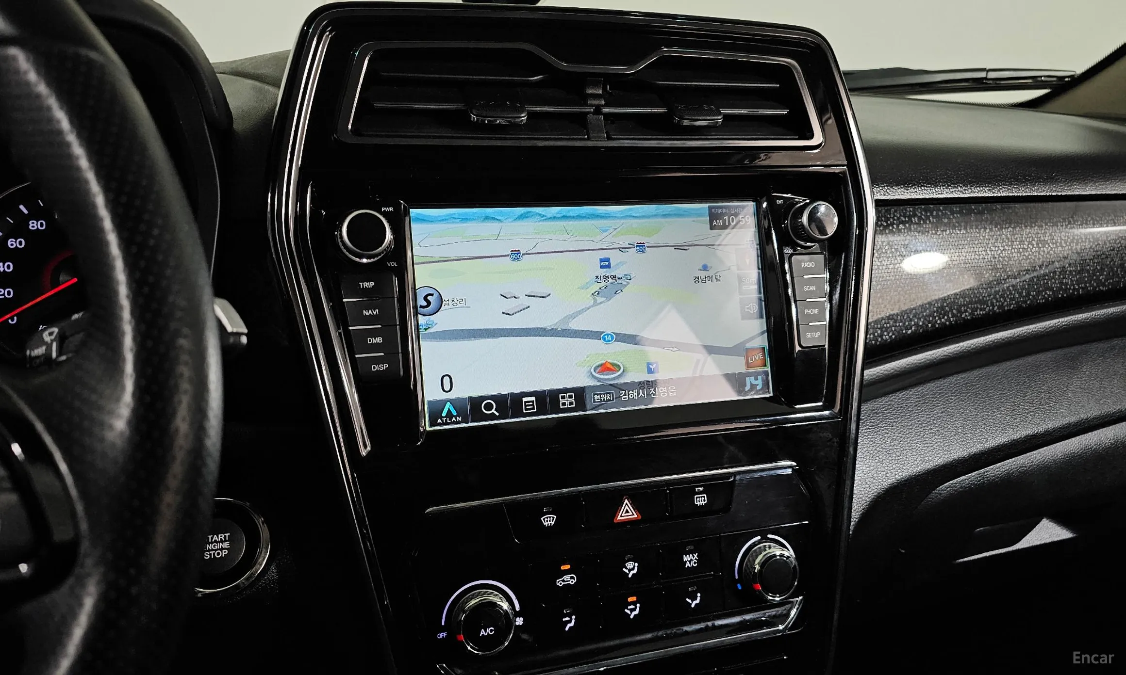KG Mobility (SsangYong) Berry New Tivoli превью 16