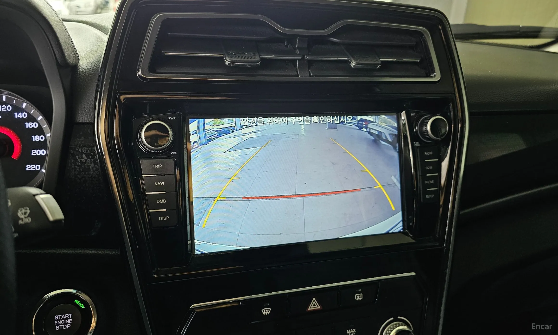 KG Mobility (SsangYong) Berry New Tivoli превью 18