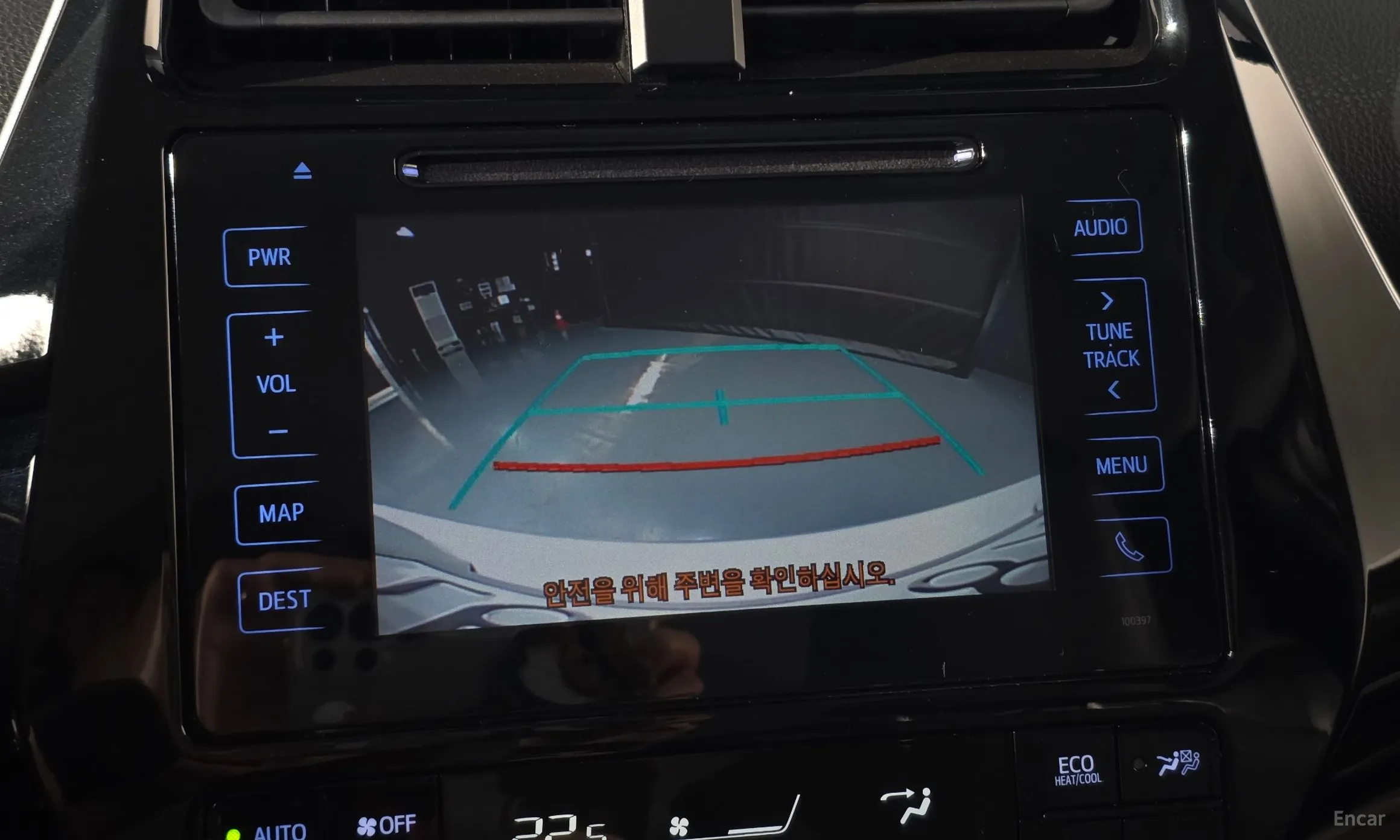 Toyota Prius 4th Generation превью 14