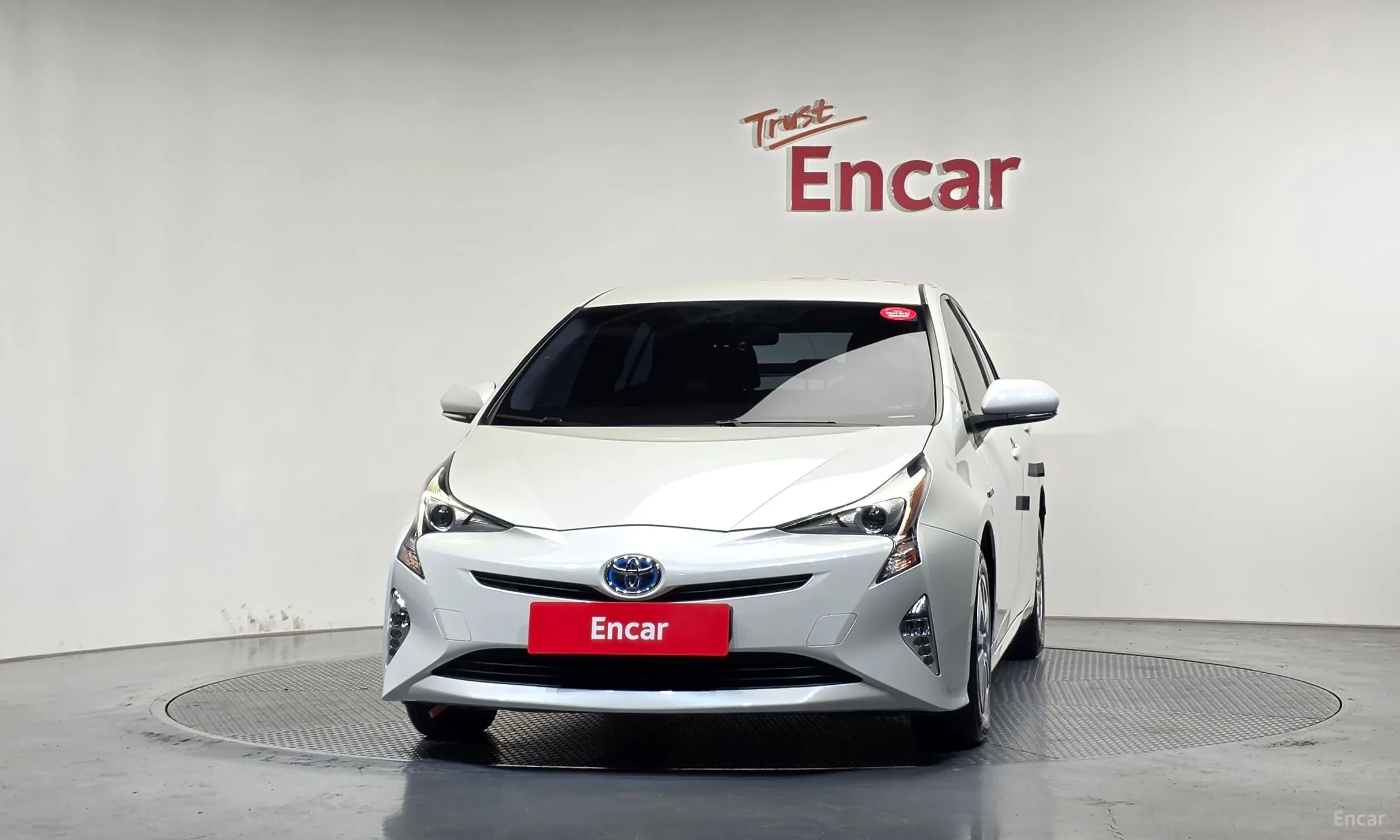 Toyota Prius 4th Generation превью 3