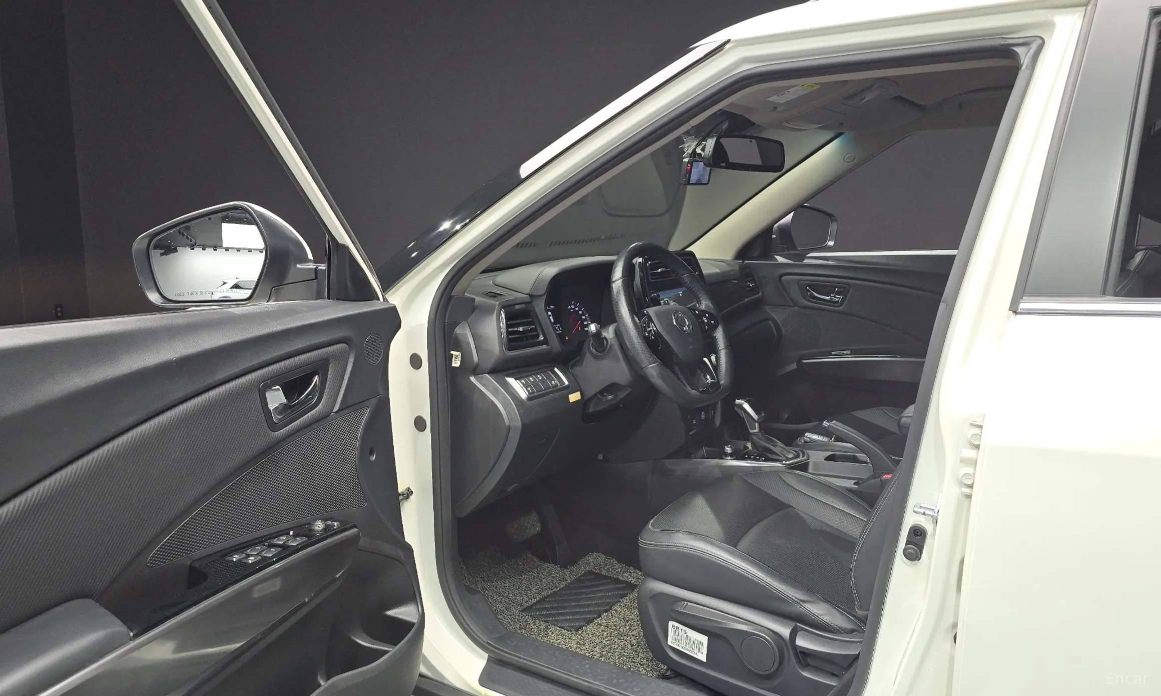 KG Mobility (SsangYong) Berry New Tivoli превью 10