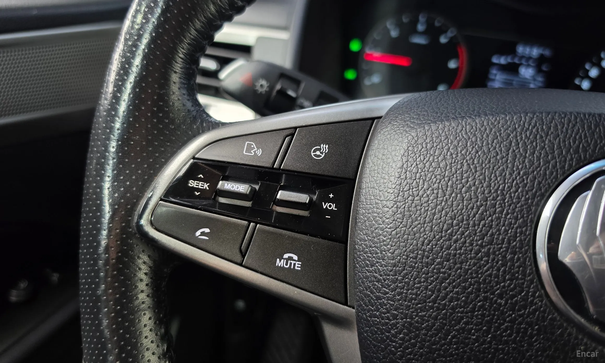 KG Mobility (SsangYong) Rexton Sports превью 16