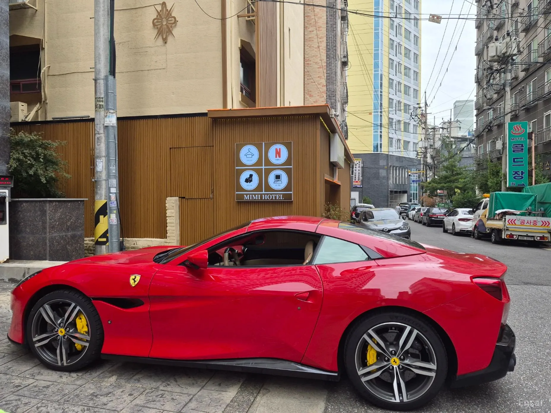 Ferrari Portofino превью 4