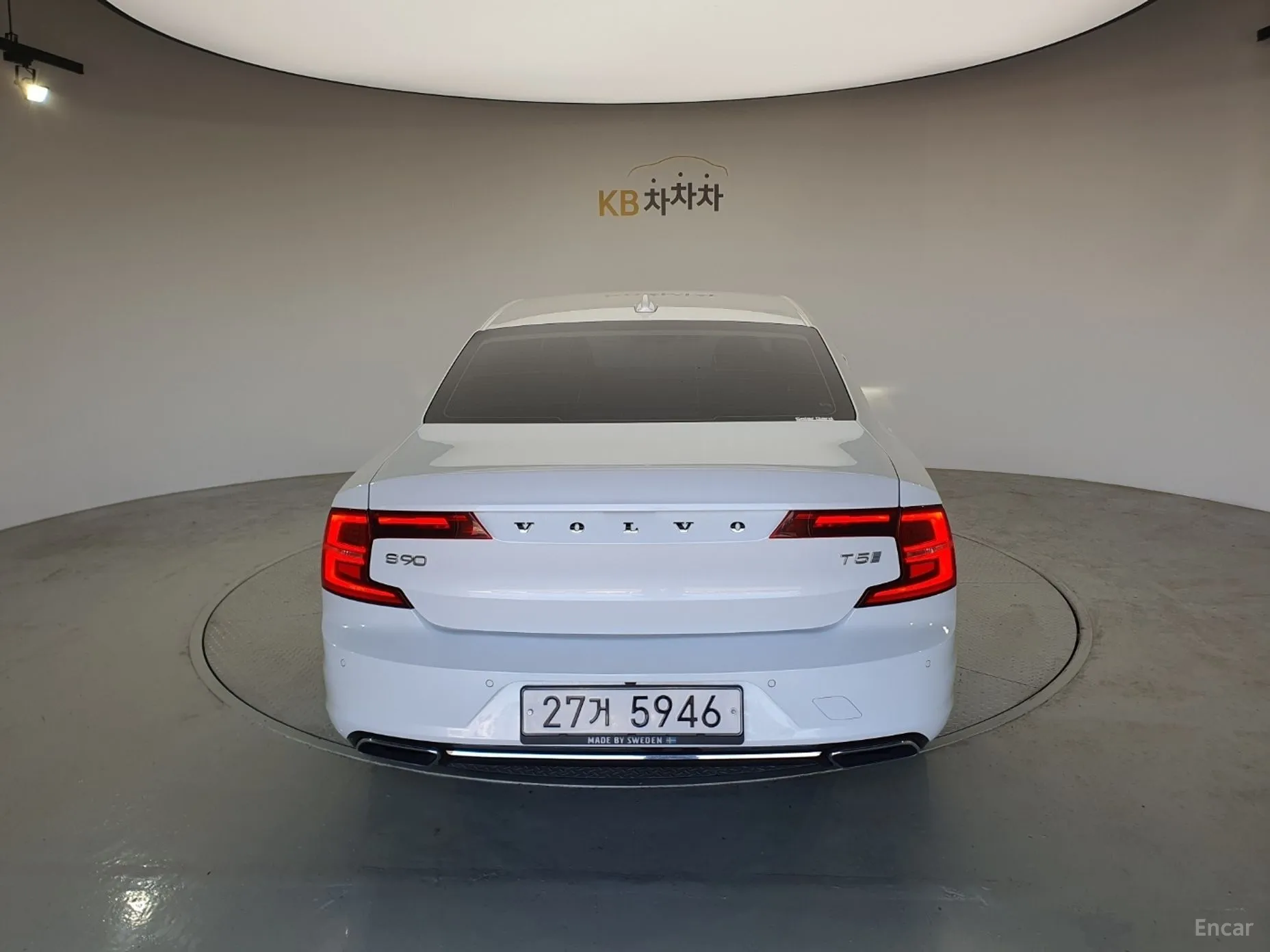 Volvo S90 превью 4