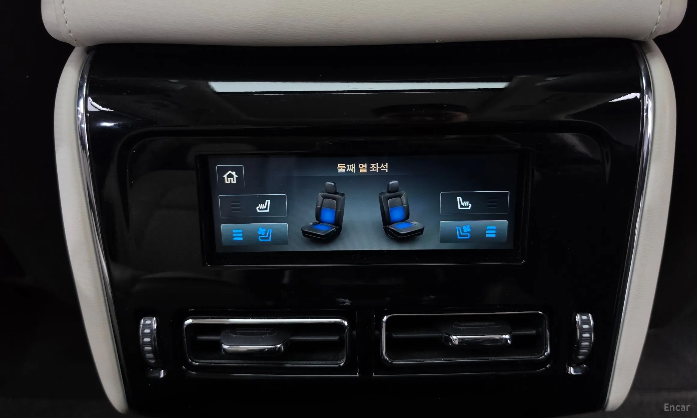 Lincoln Aviator 2nd Generation превью 19