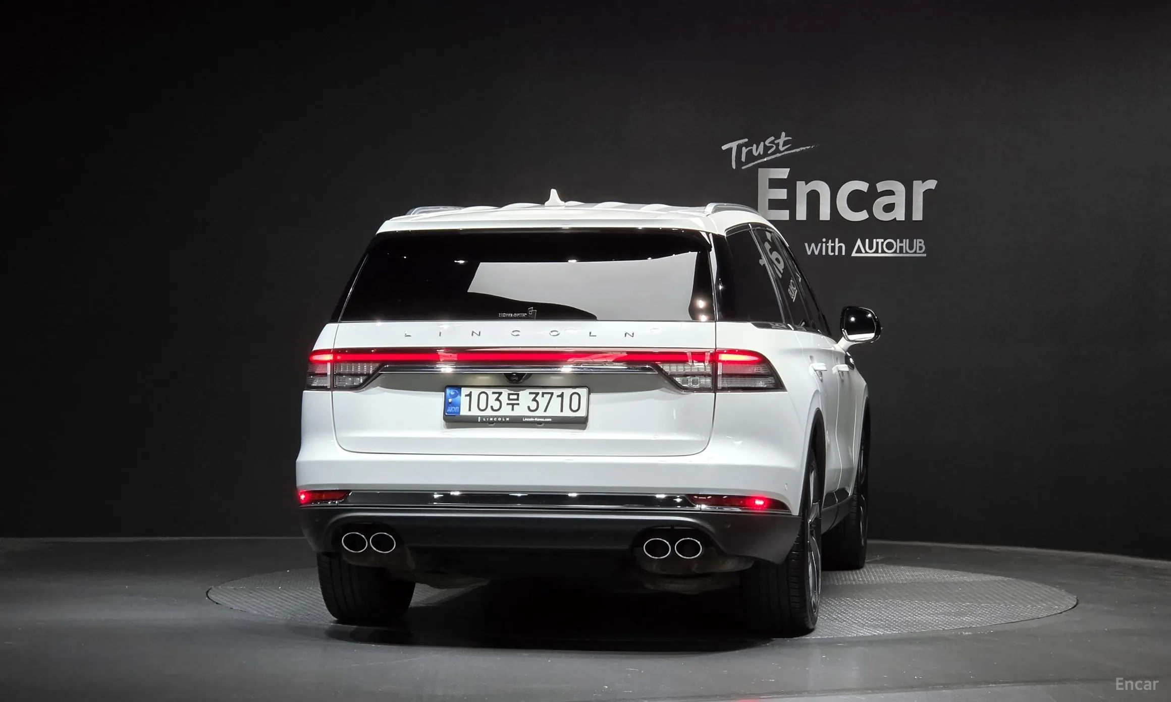 Lincoln Aviator 2nd Generation превью 4