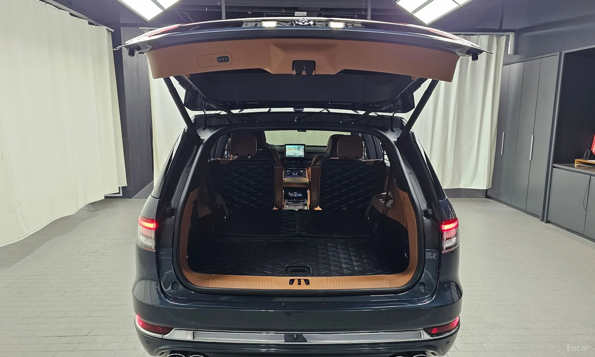 Lincoln Aviator 2nd Generation превью 17