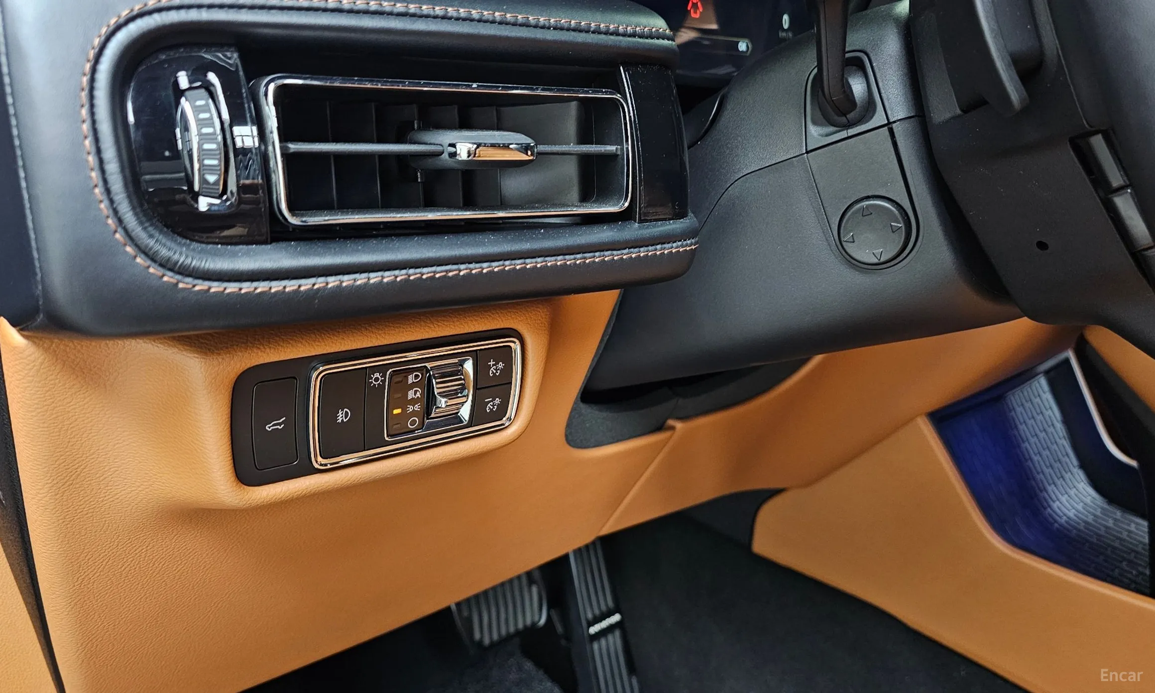Lincoln Aviator 2nd Generation превью 20