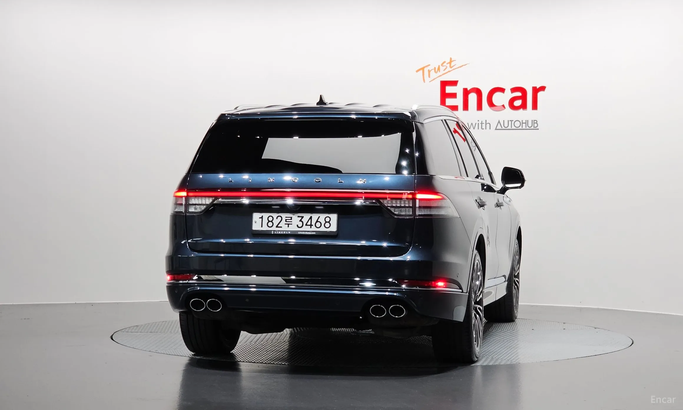 Lincoln Aviator 2nd Generation превью 4