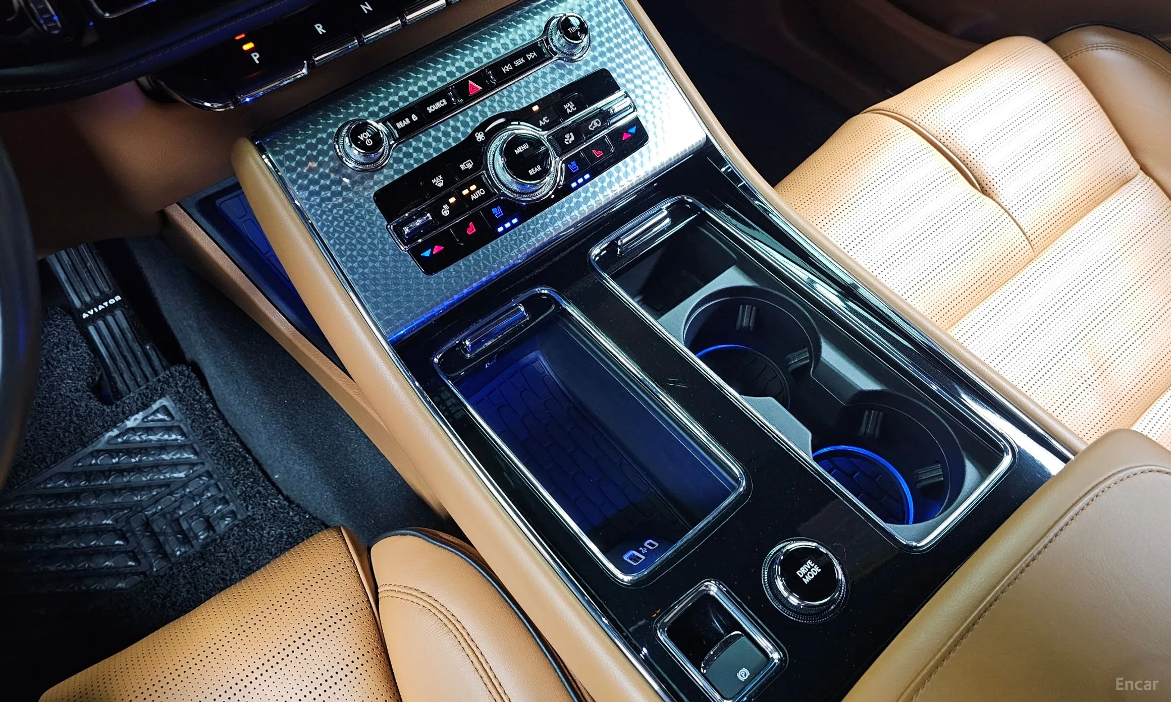 Lincoln Aviator 2nd Generation превью 9