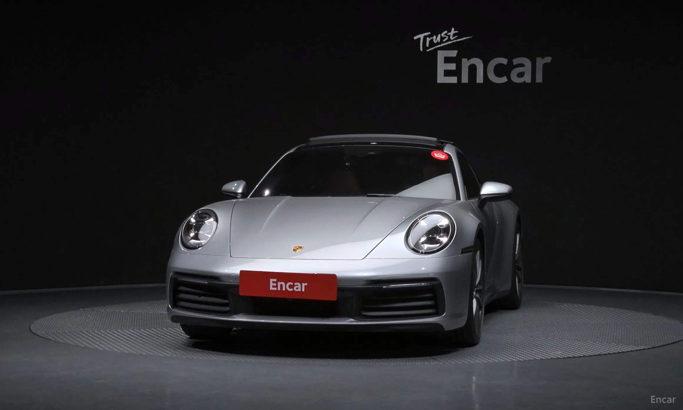 Porsche 911 (992) превью 3