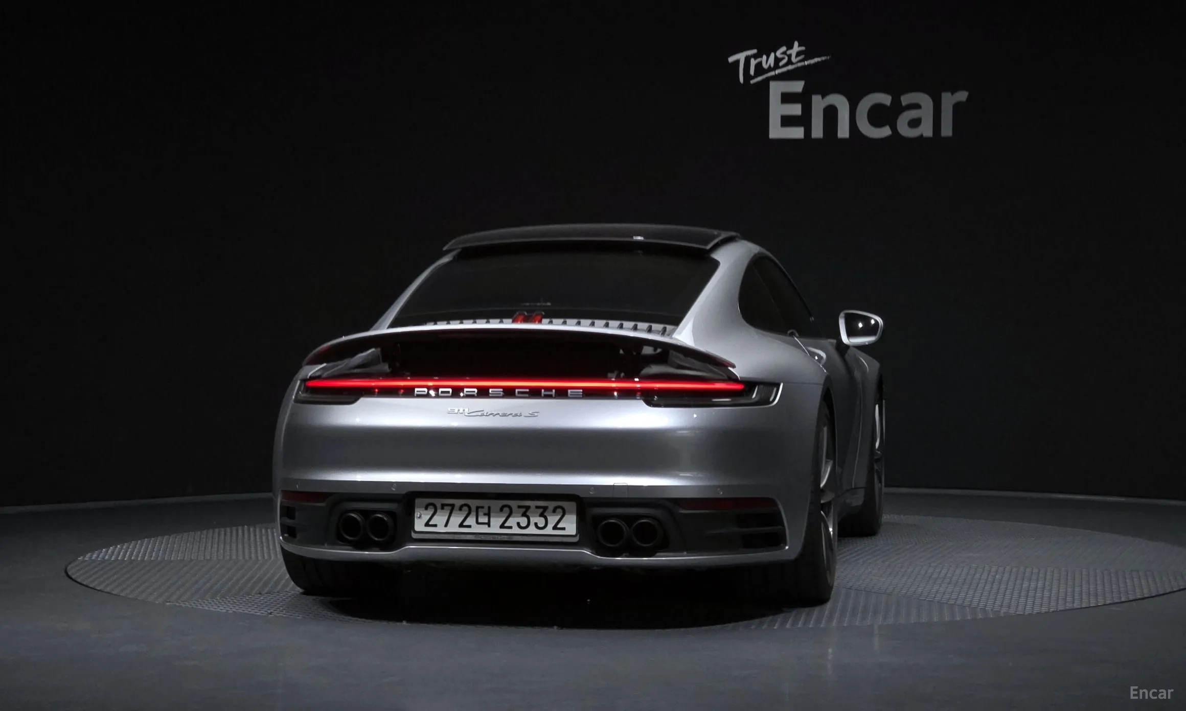 Porsche 911 (992) превью 4