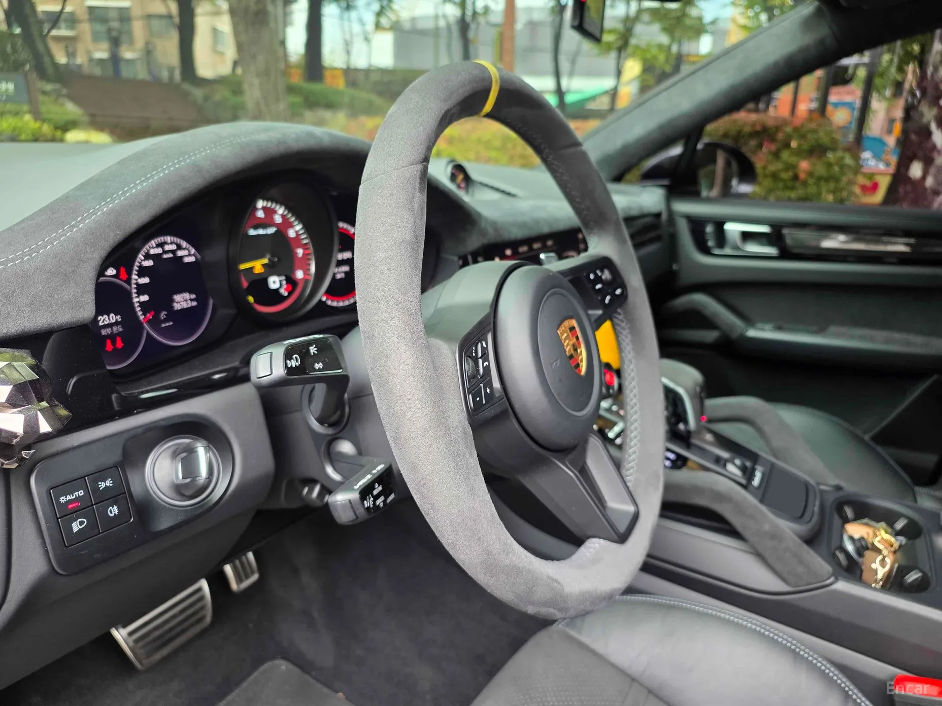Porsche Cayenne (PO536) превью 10