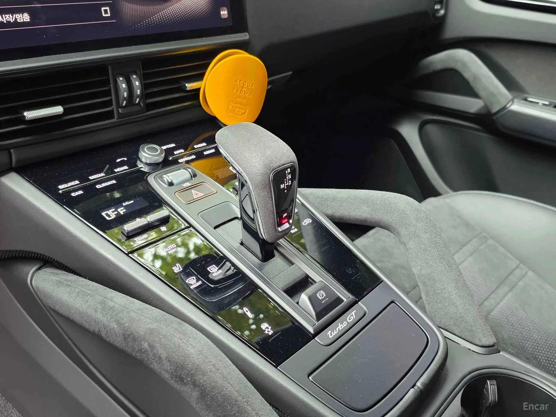 Porsche Cayenne (PO536) превью 12