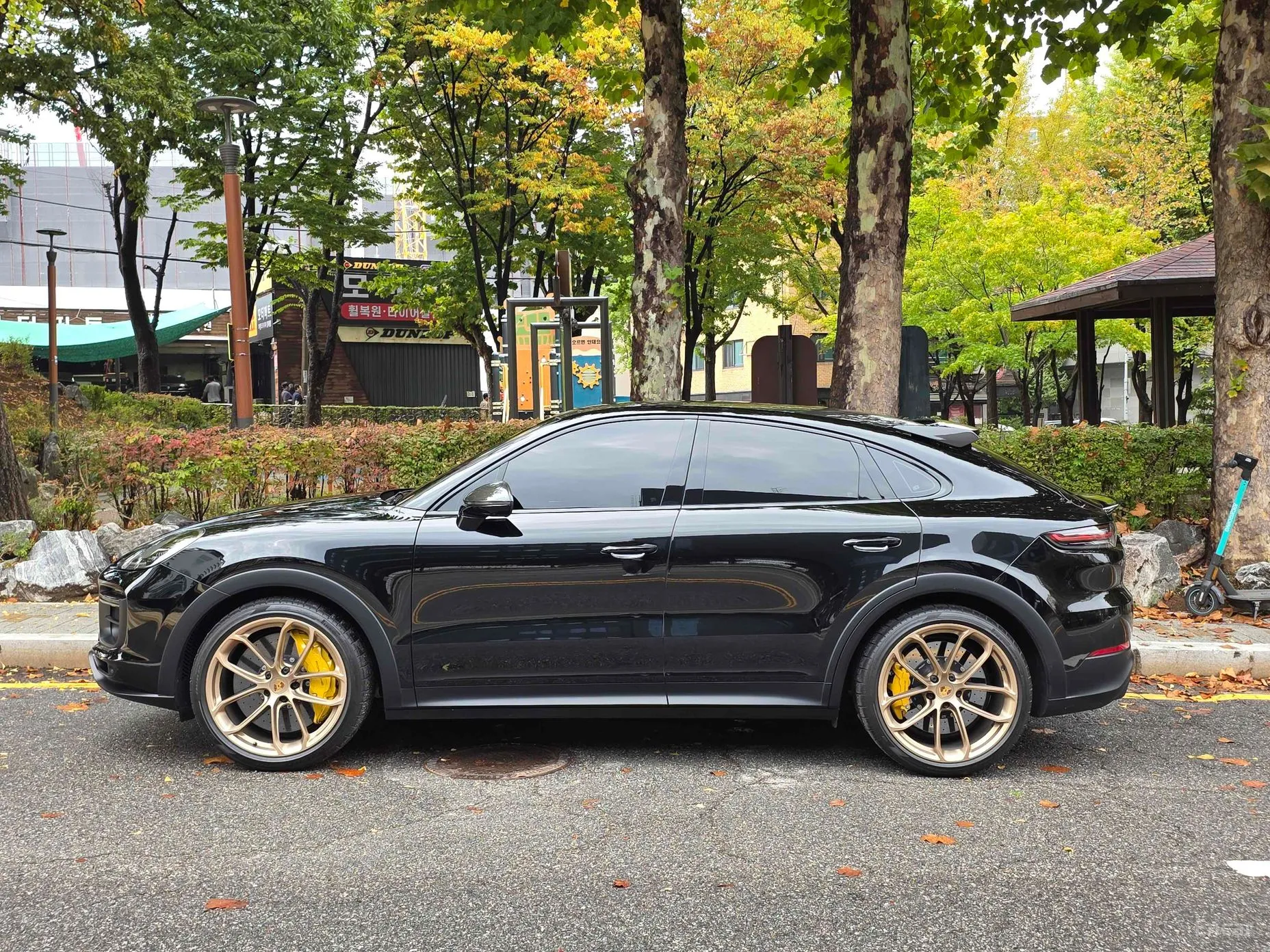 Porsche Cayenne (PO536) превью 19
