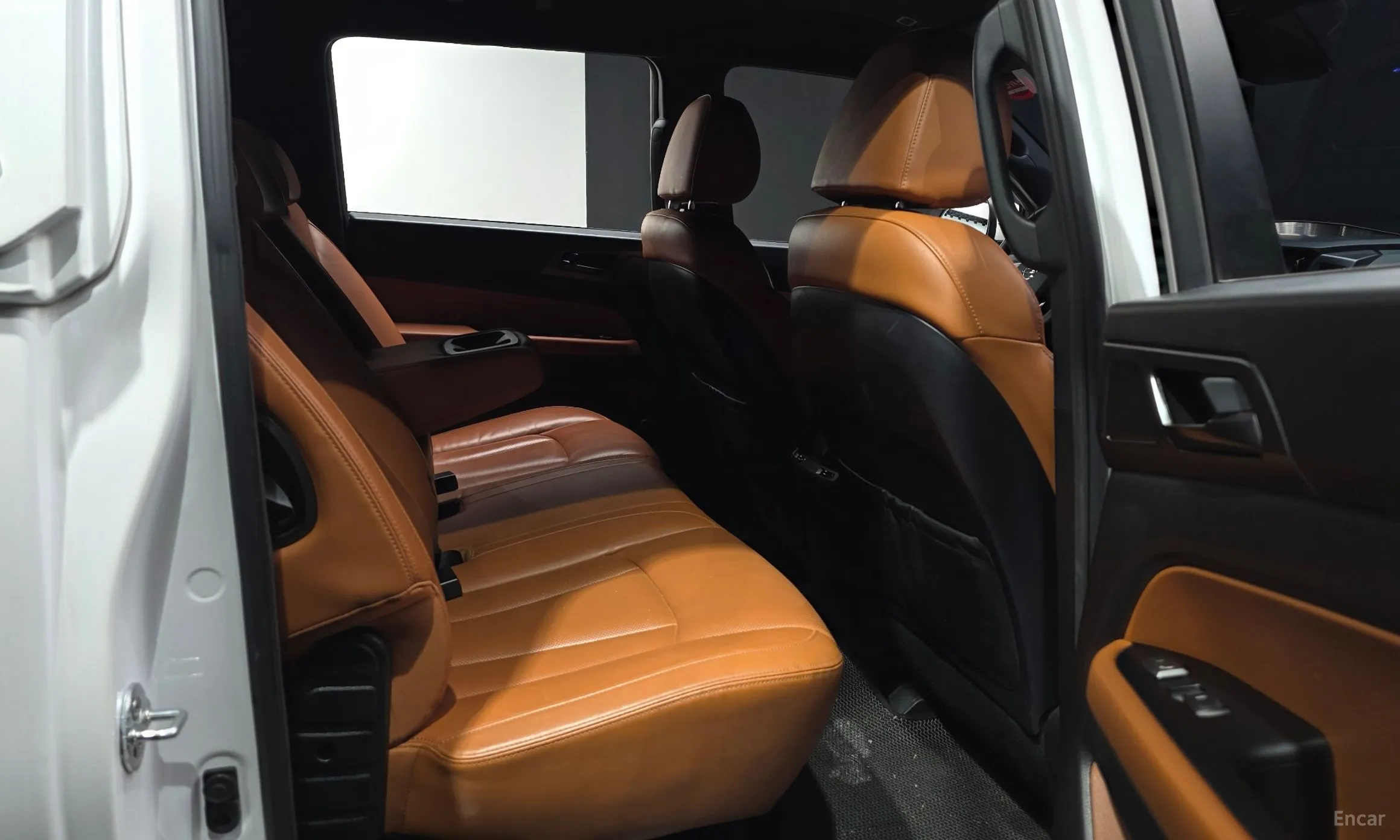 KG Mobility (SsangYong) Rexton Sports Khan превью 12