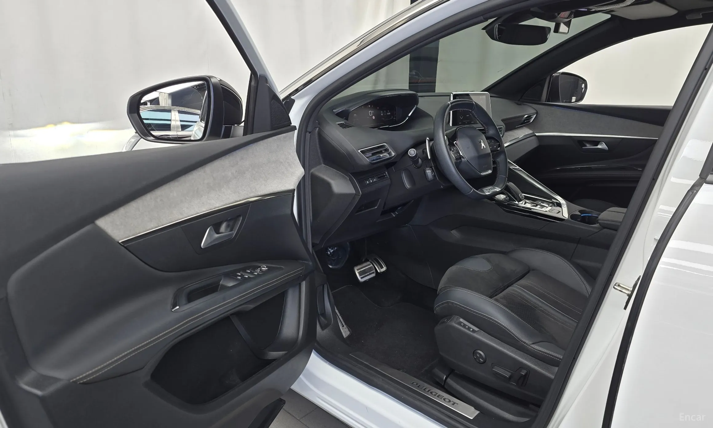 Peugeot 3008 2nd generation превью 10