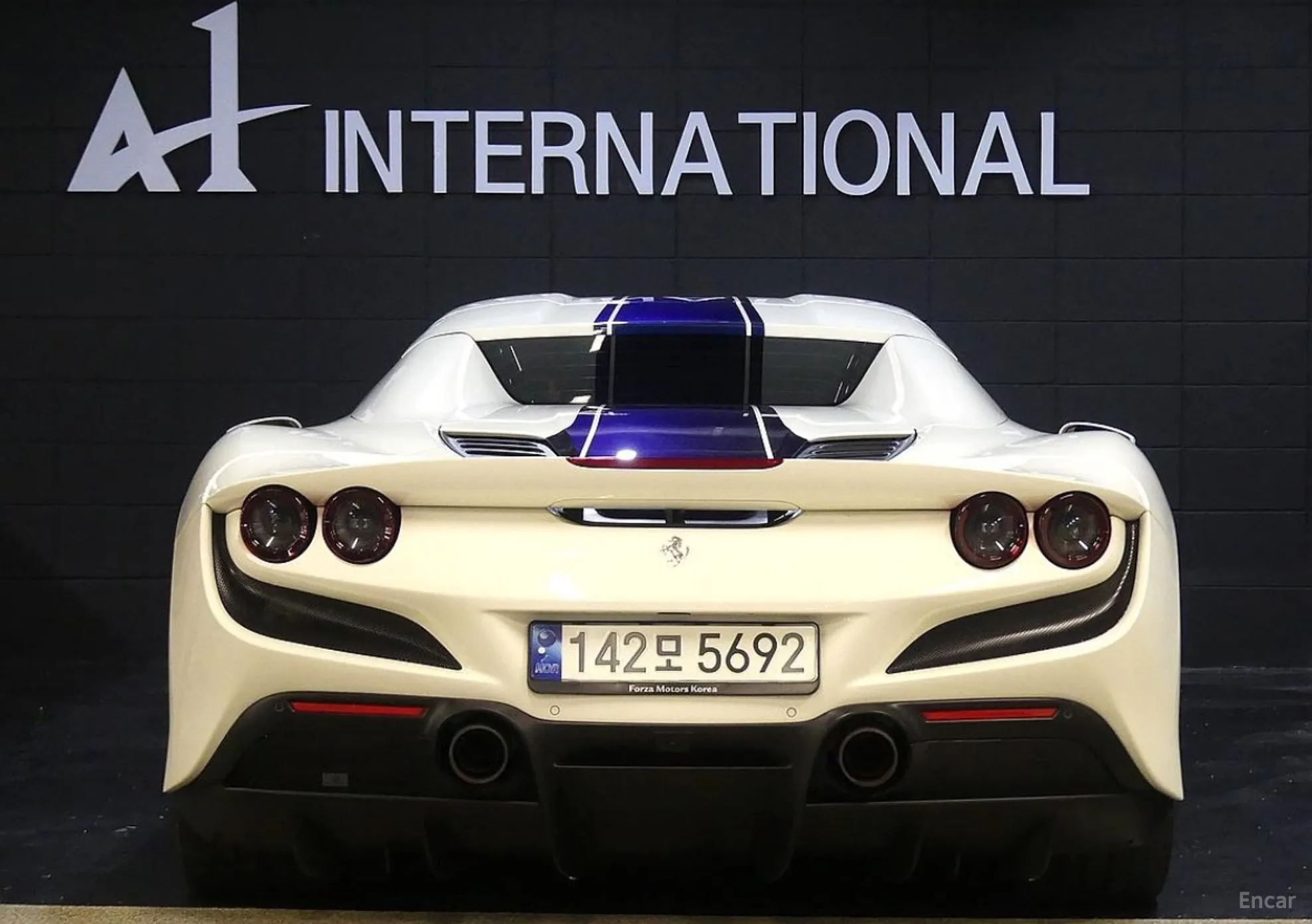 Ferrari F8 Spider превью 3