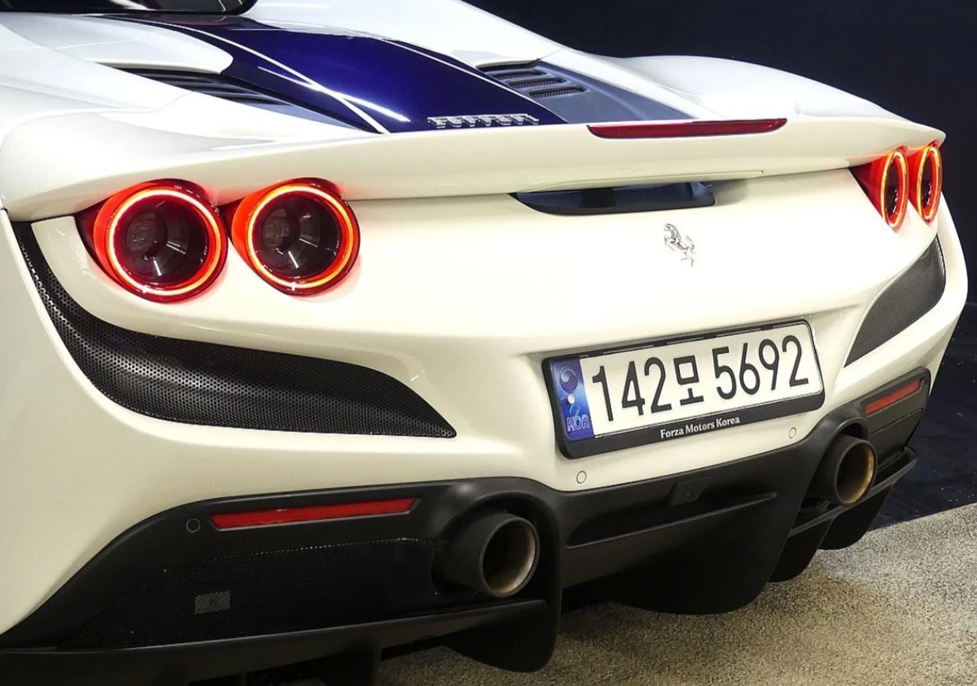 Ferrari F8 Spider превью 5