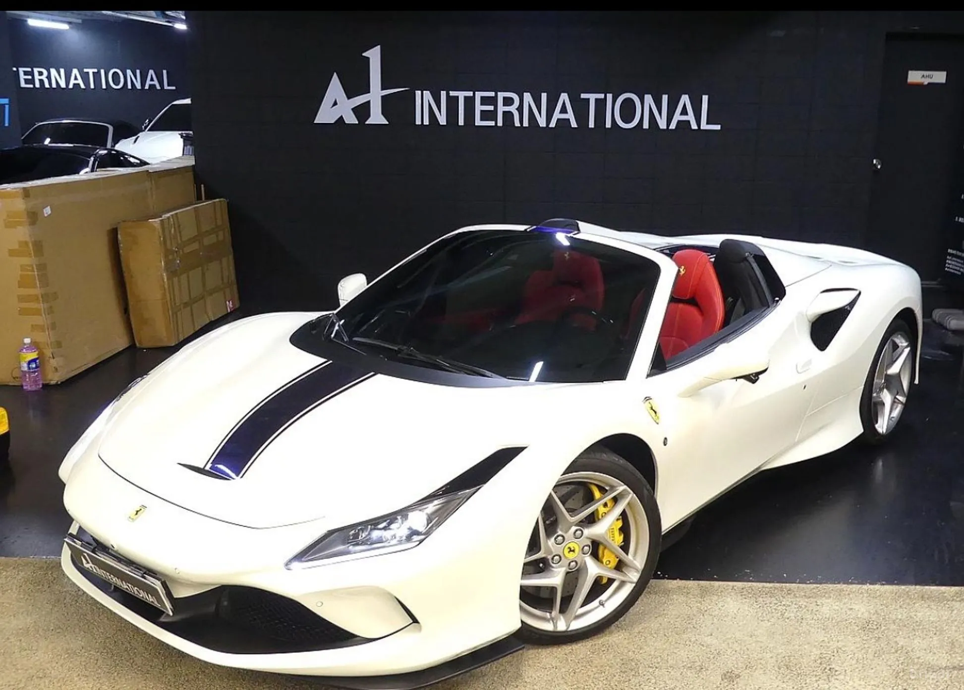 Ferrari F8 Spider превью 6