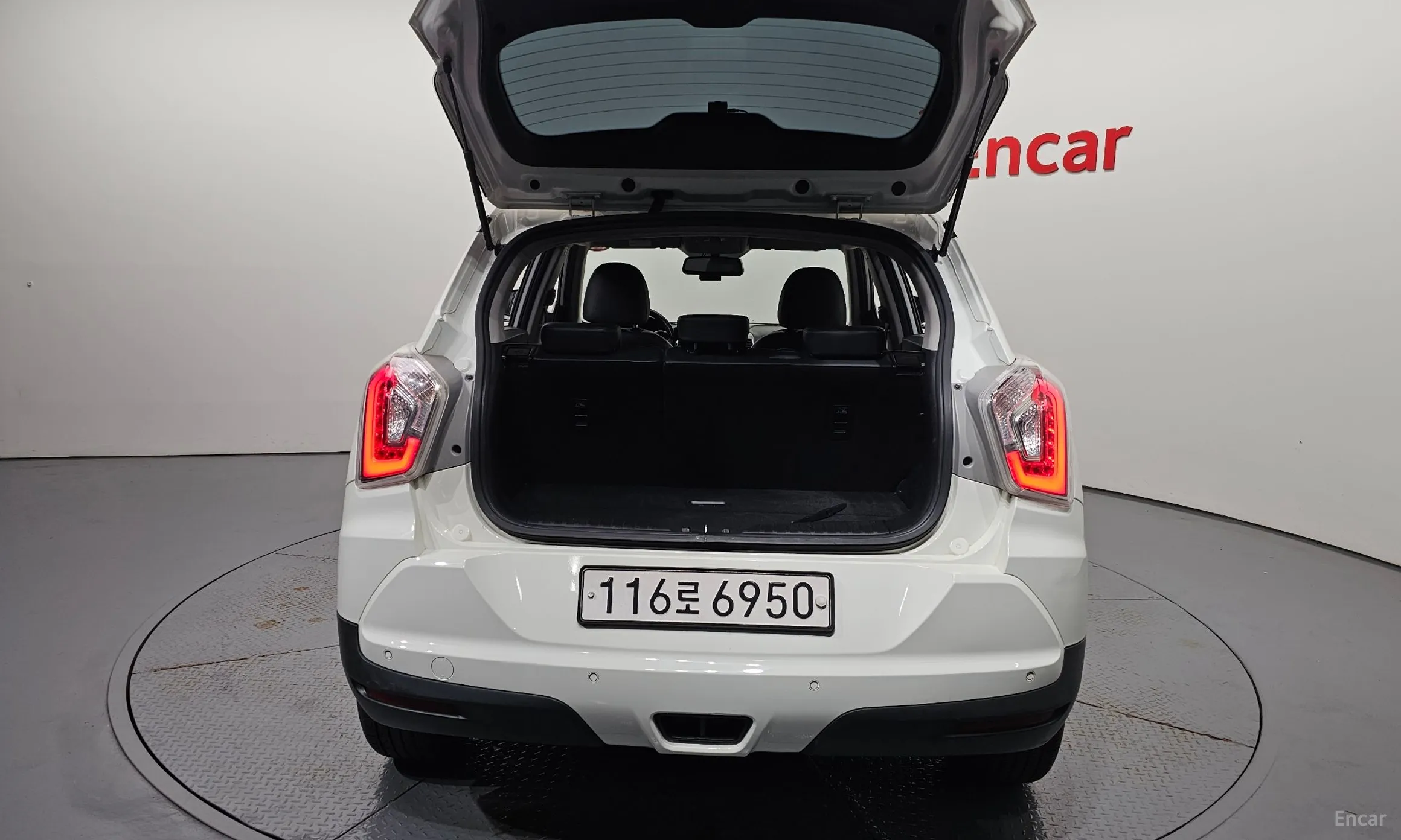 KG Mobility (SsangYong) Tivoli Armor превью 20