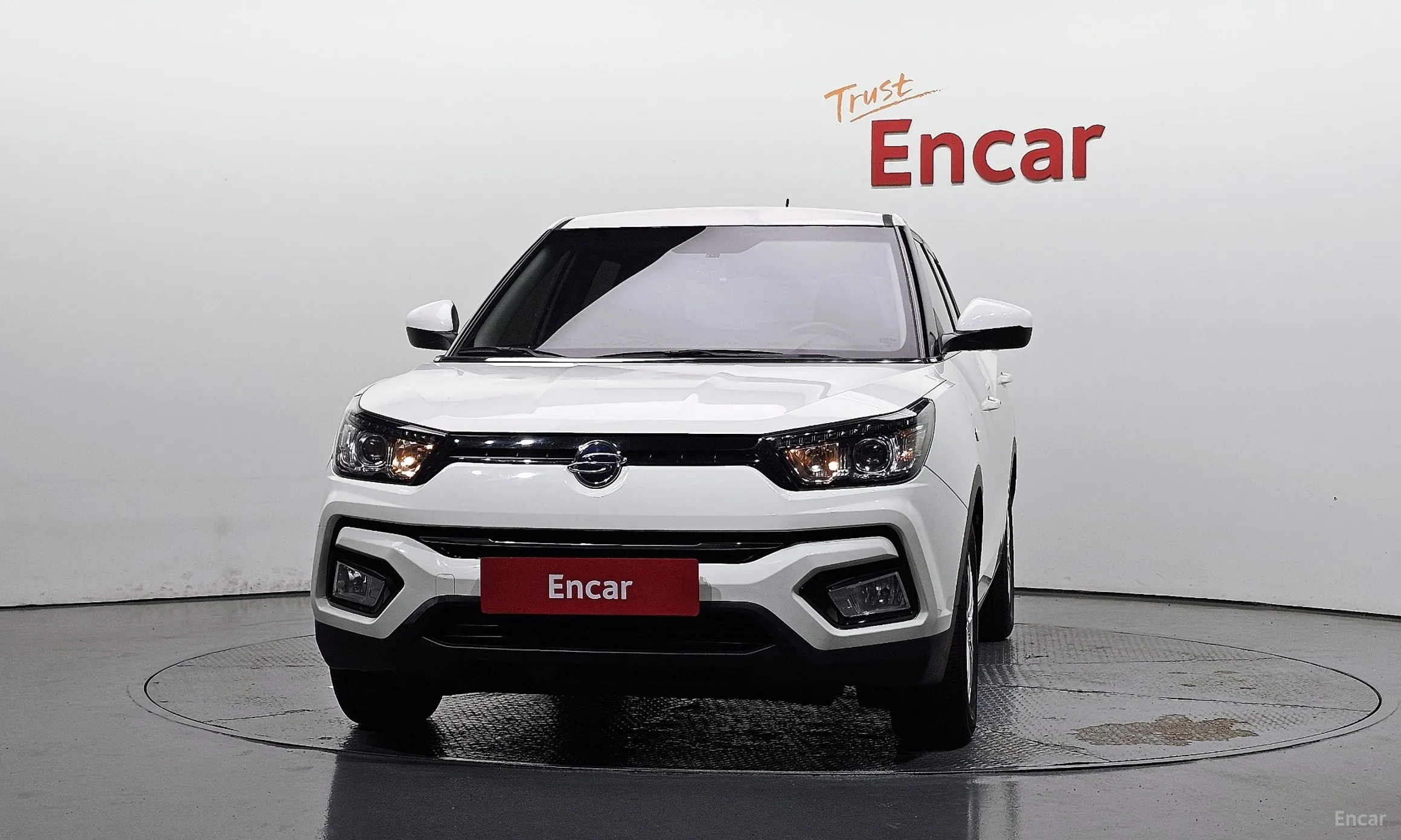 KG Mobility (SsangYong) Tivoli Armor превью 3
