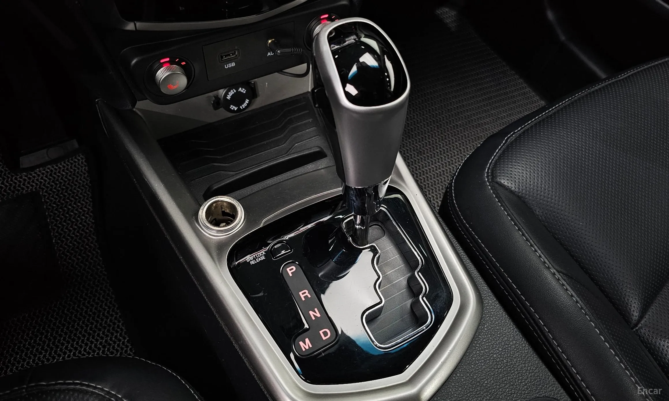 KG Mobility (SsangYong) Tivoli Armor превью 9