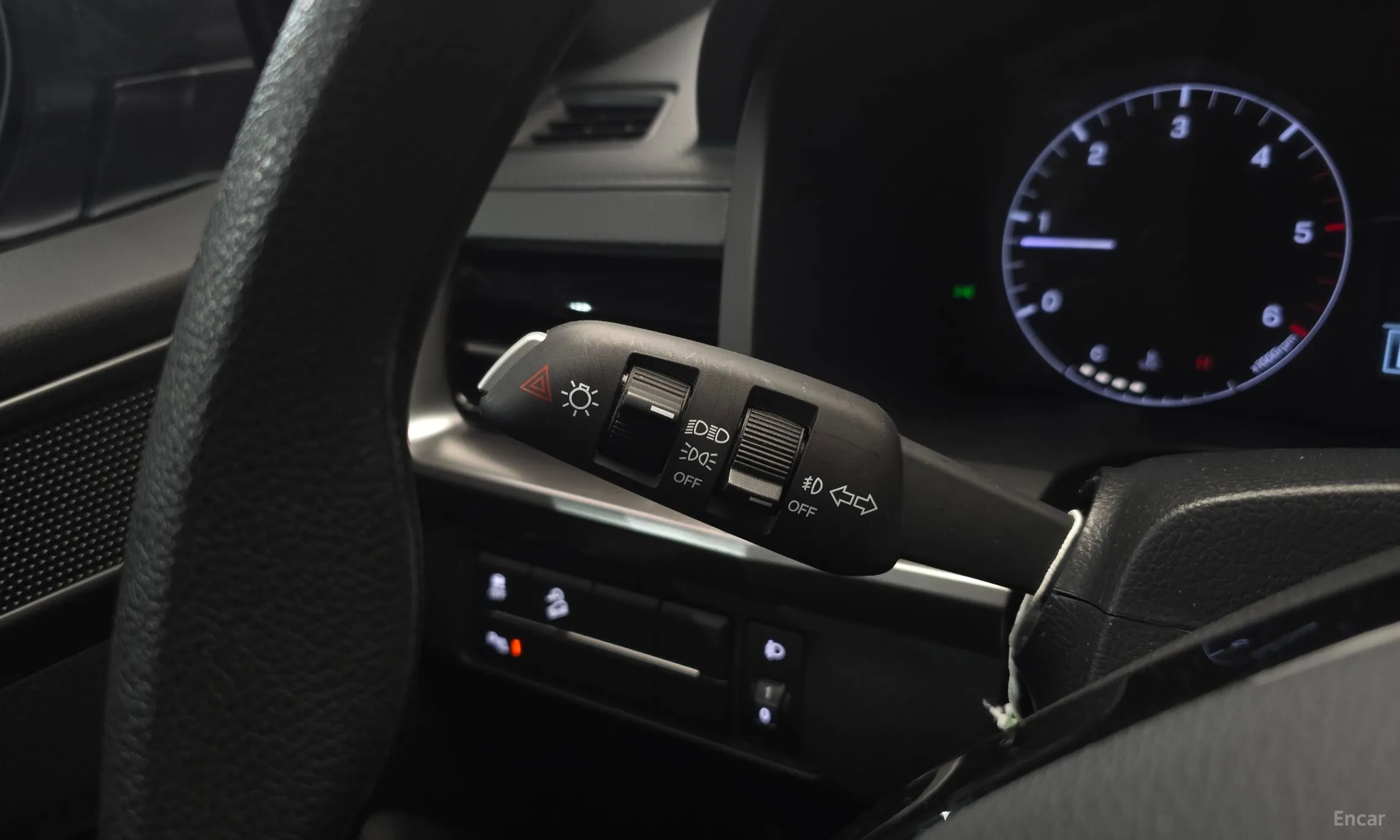 KG Mobility (SsangYong) Rexton Sports превью 16