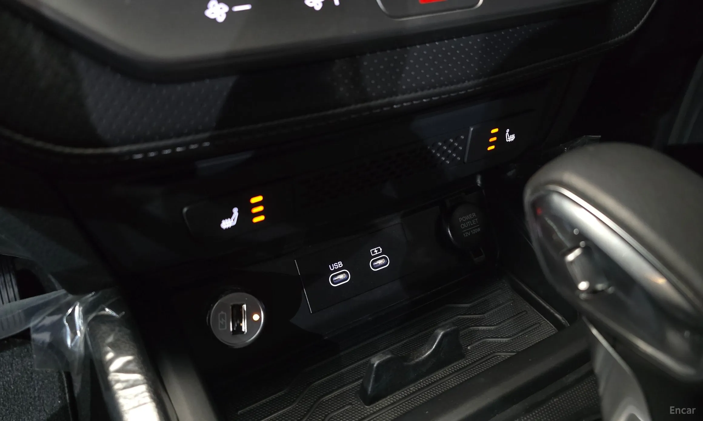 KG Mobility (SsangYong) Rexton Sports превью 18