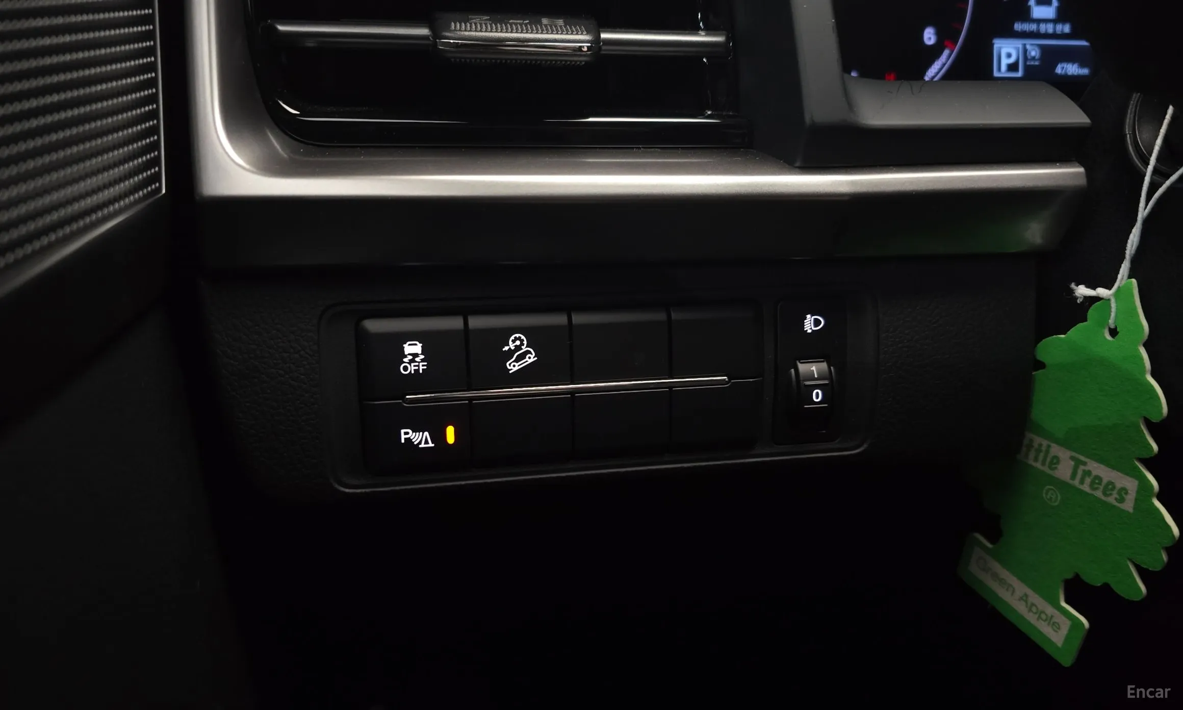KG Mobility (SsangYong) Rexton Sports превью 19