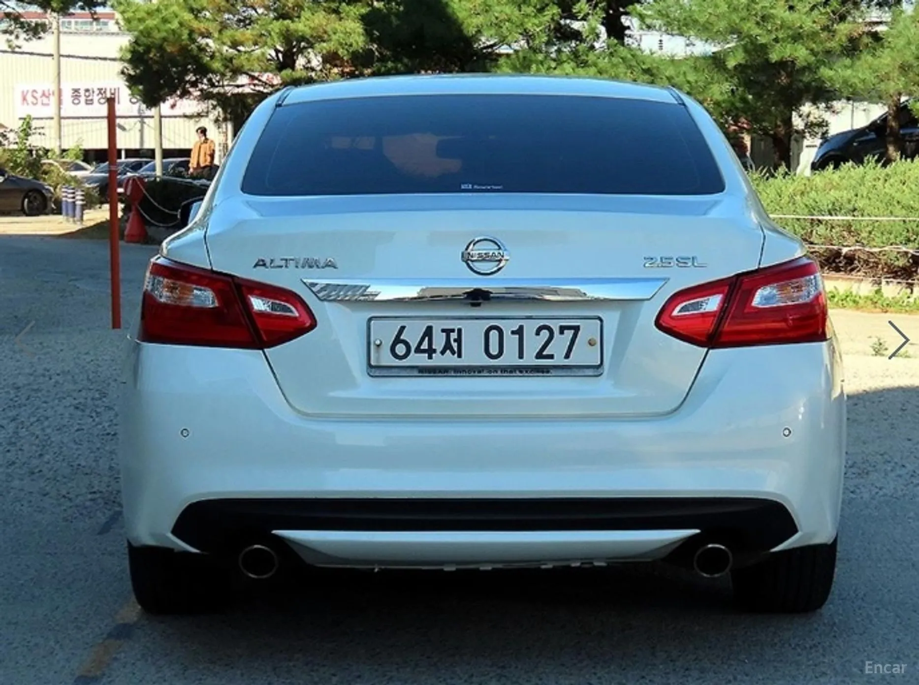Nissan Altima превью 4