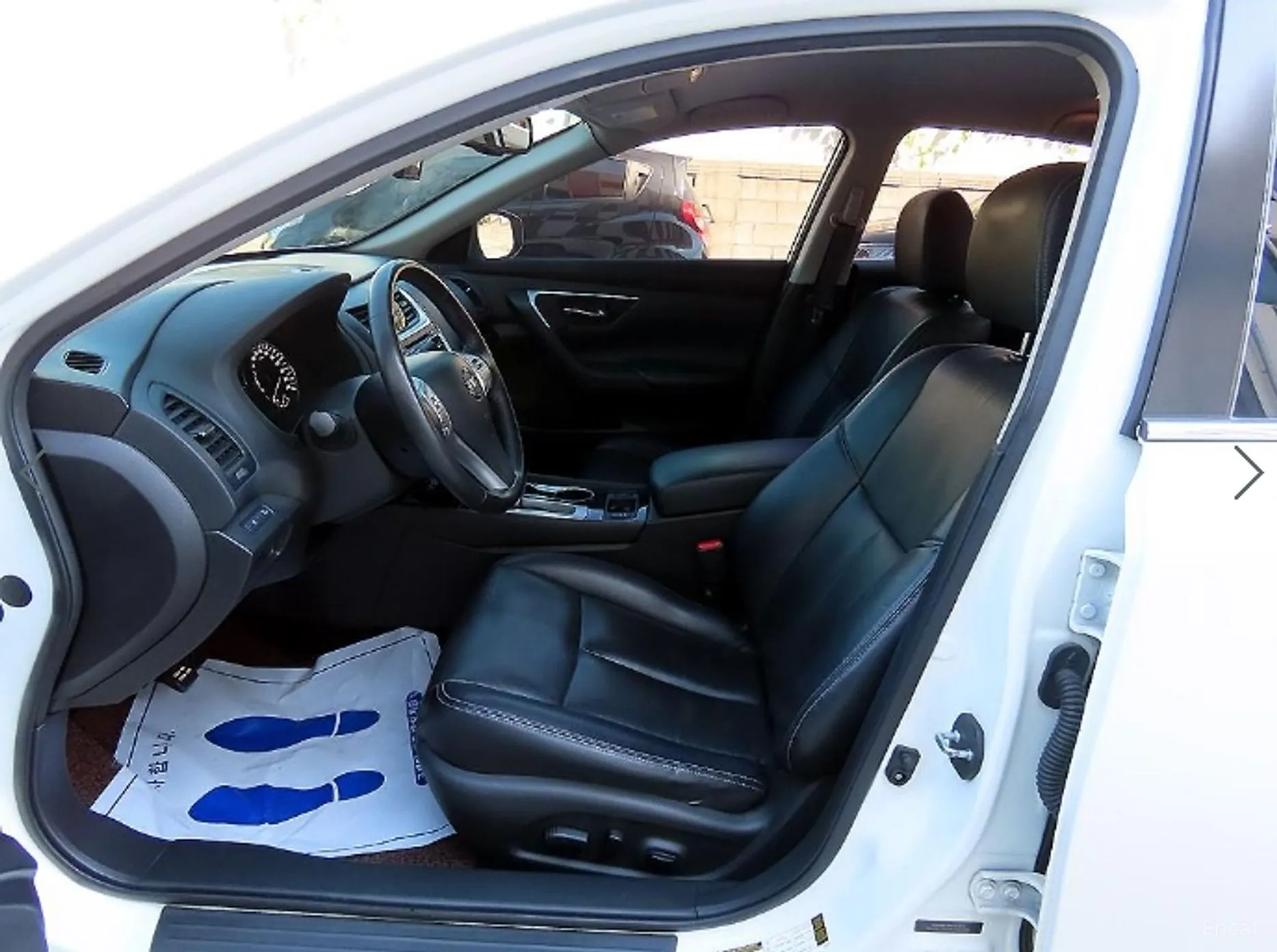 Nissan Altima превью 5
