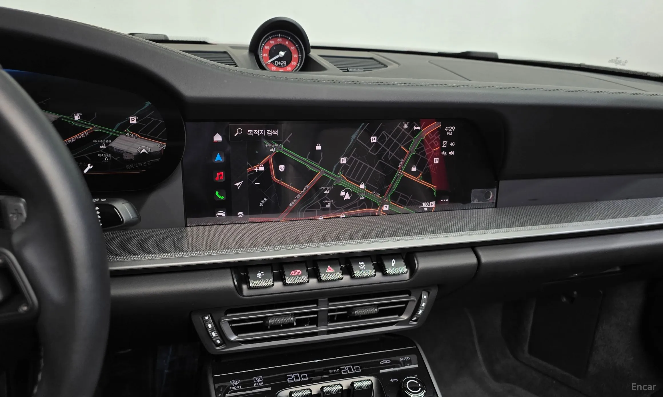 Porsche 911 (992) превью 12