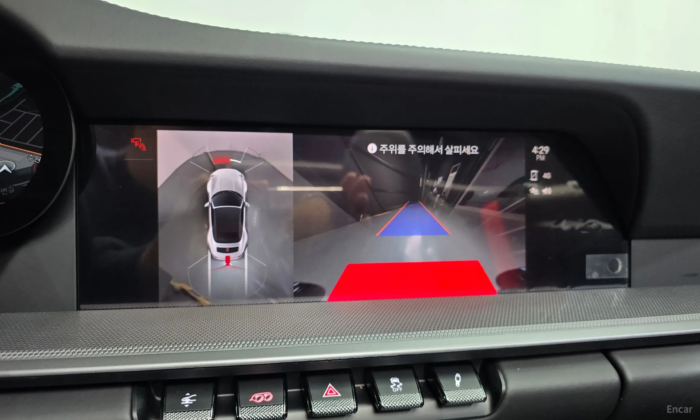 Porsche 911 (992) превью 14