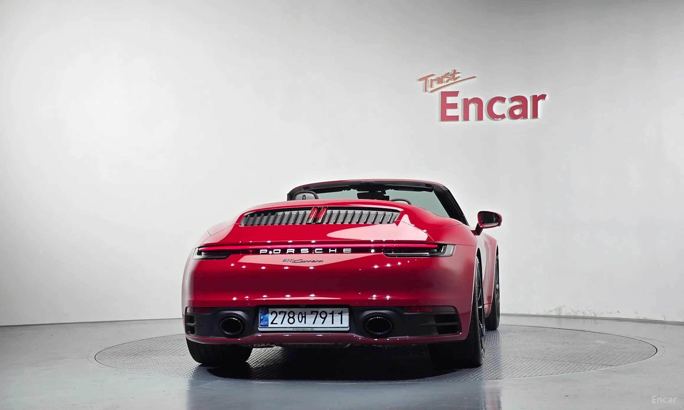 Porsche 911 (992) превью 4