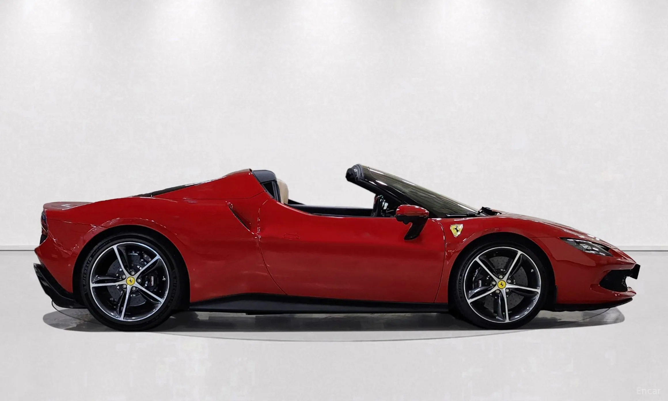 Ferrari 296 GTS превью 6