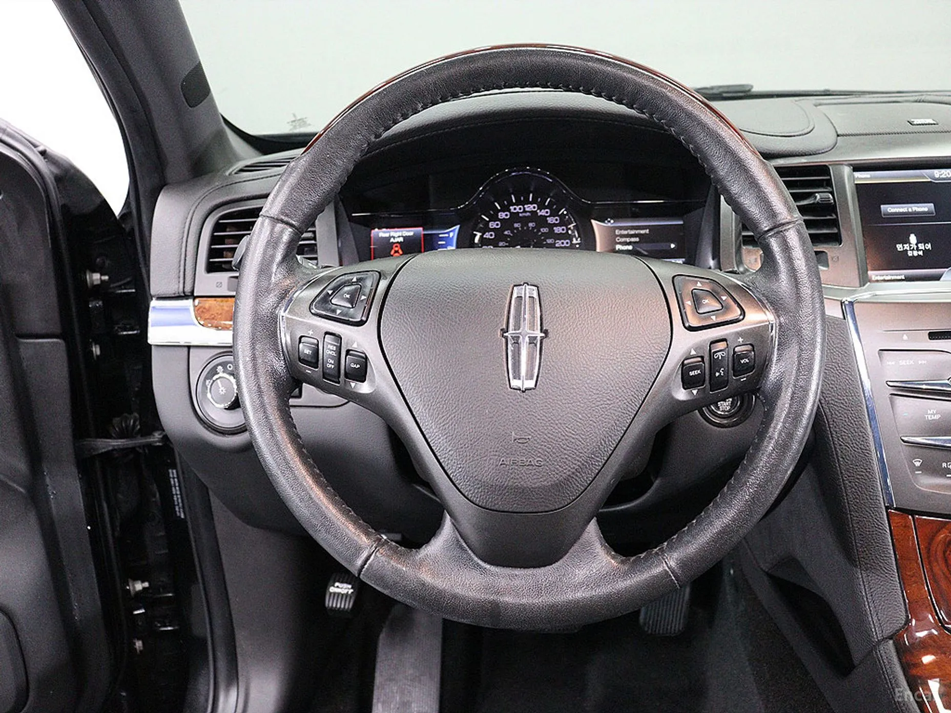Lincoln New MKS превью 14