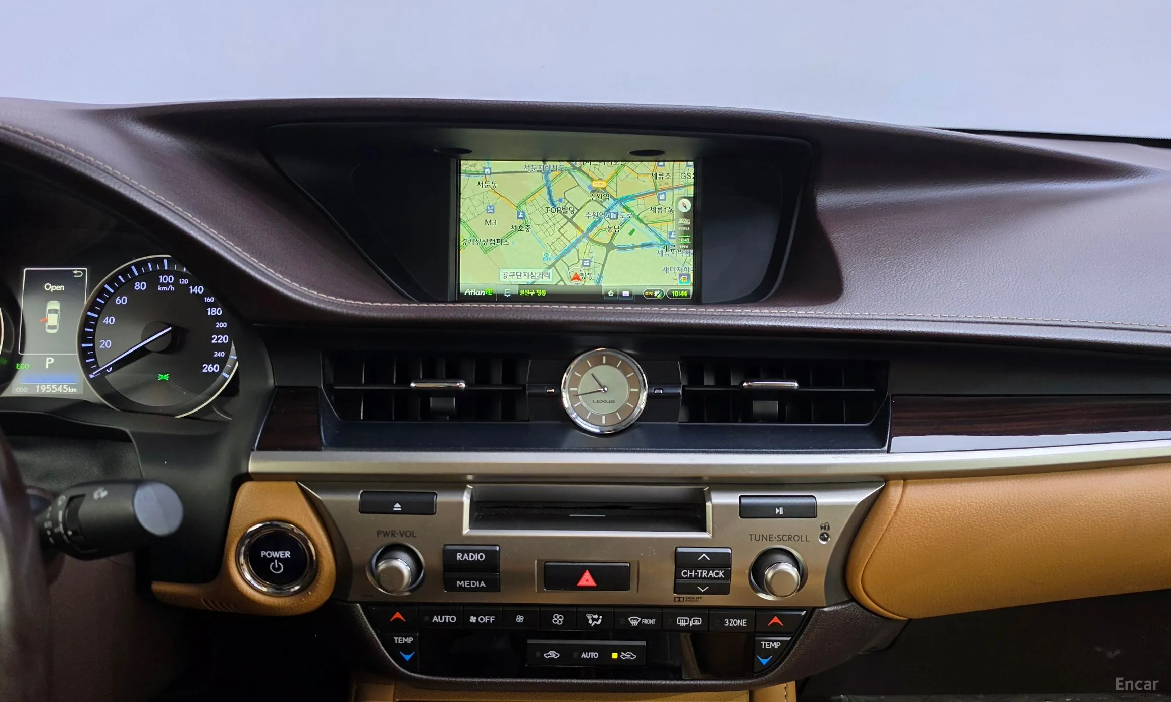 Lexus New ES300h превью 13