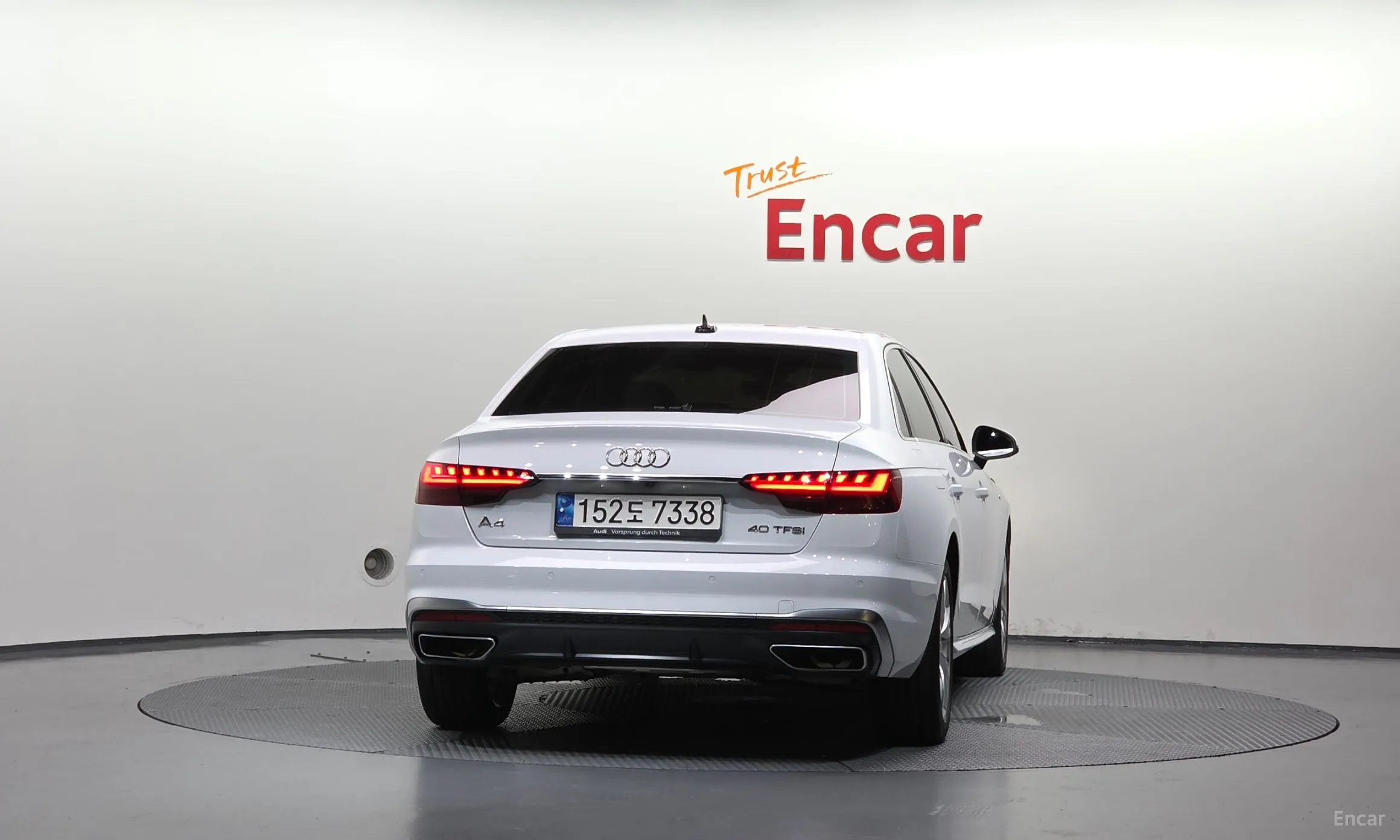 Audi A4 (B9) превью 4