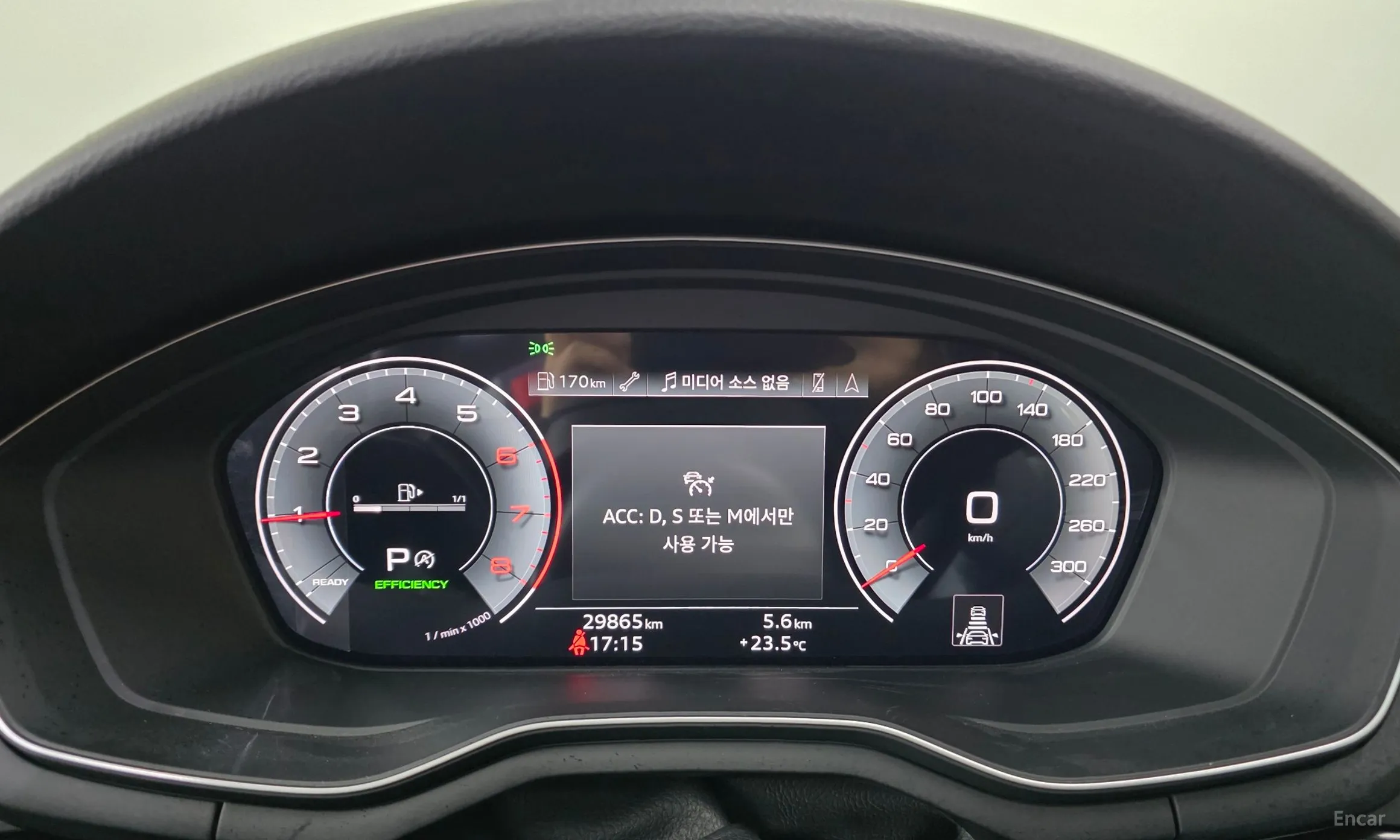 Audi A4 (B9) превью 8