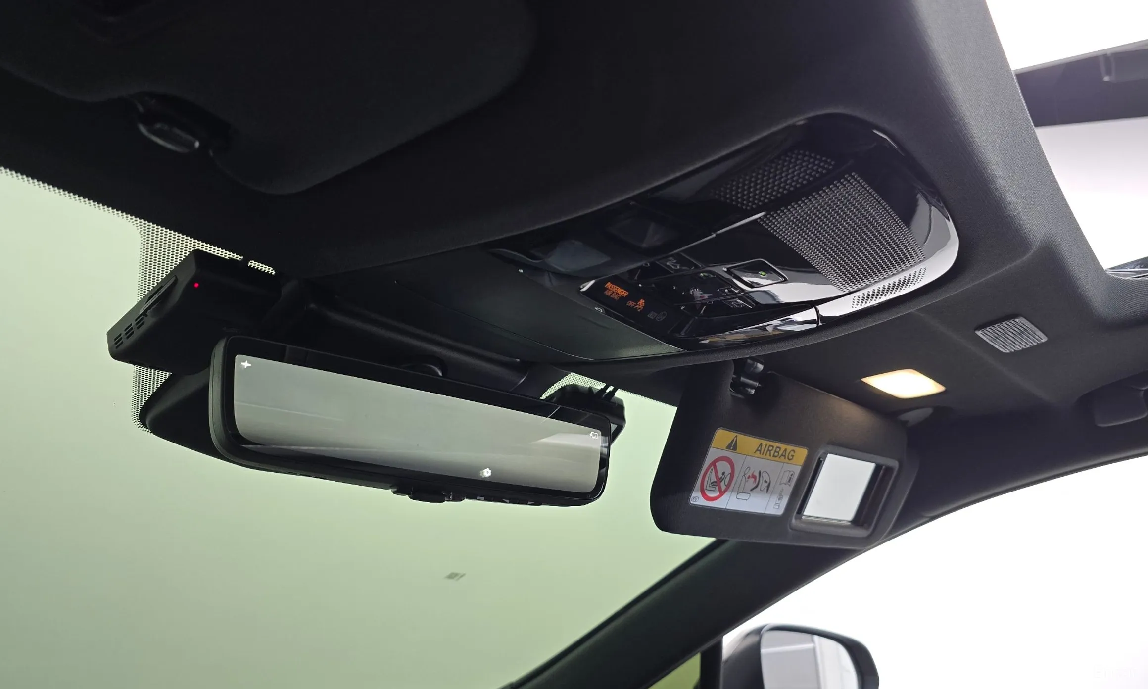 Lexus NX450h + 2nd Gen превью 19