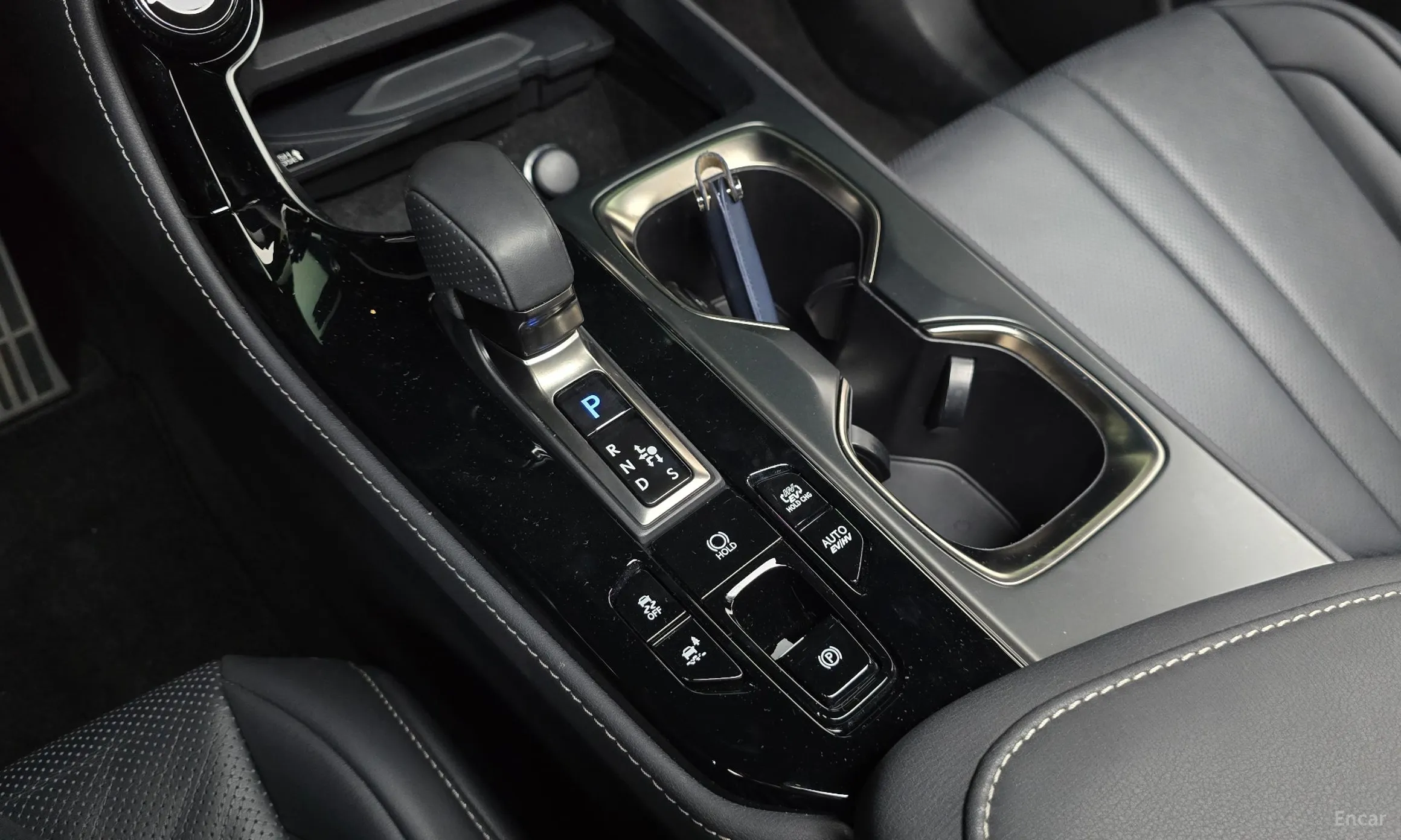 Lexus NX450h + 2nd Gen превью 9