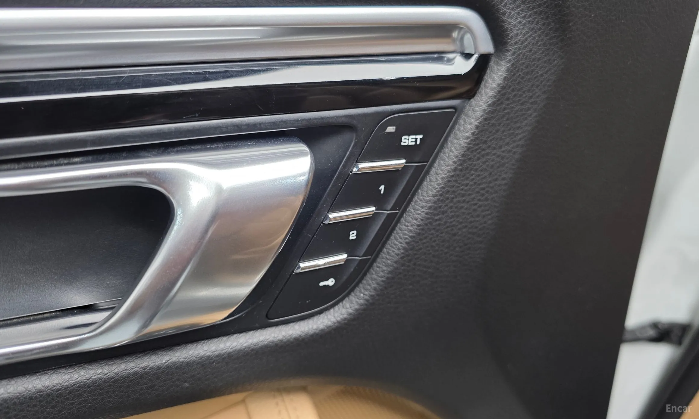 Porsche Macan превью 19
