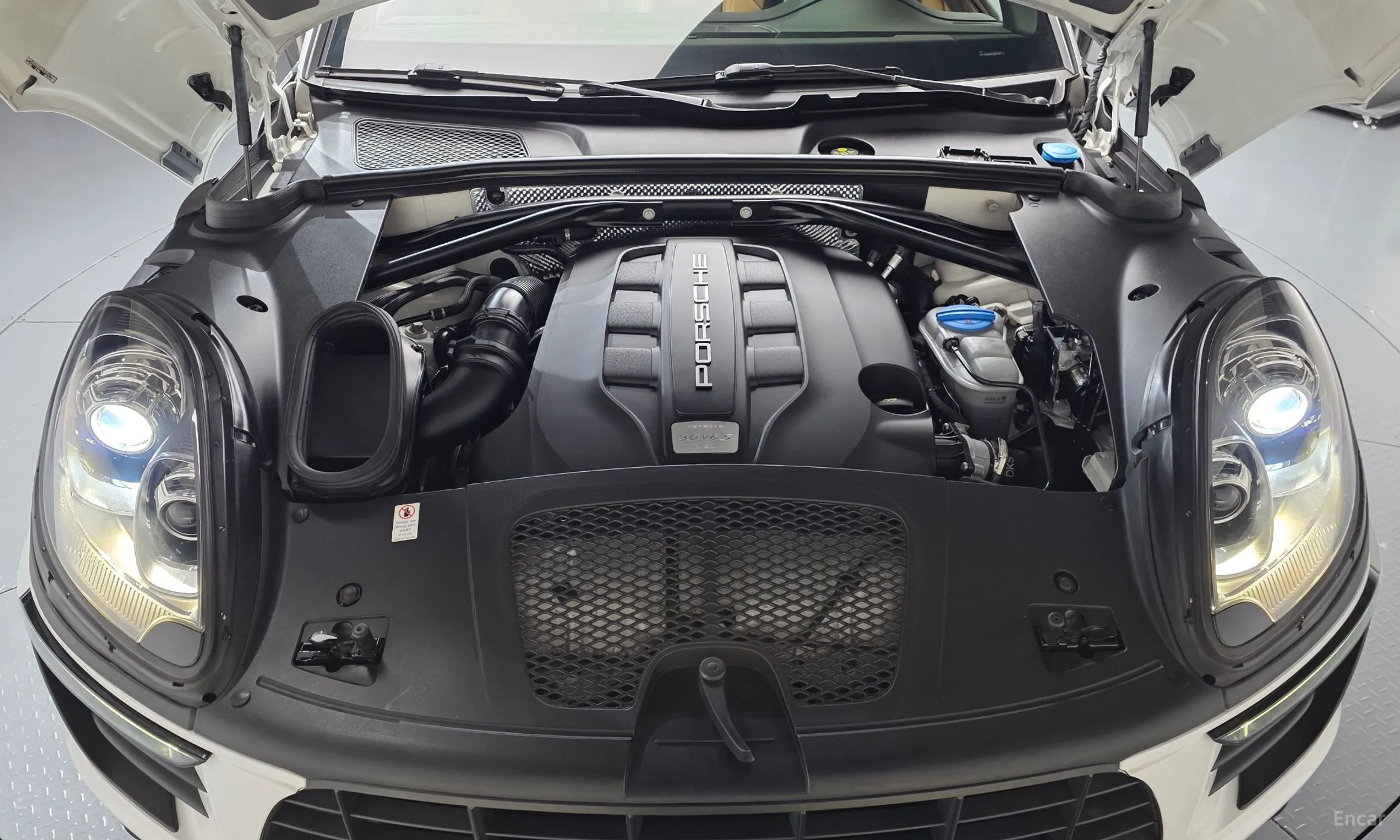Porsche Macan превью 6