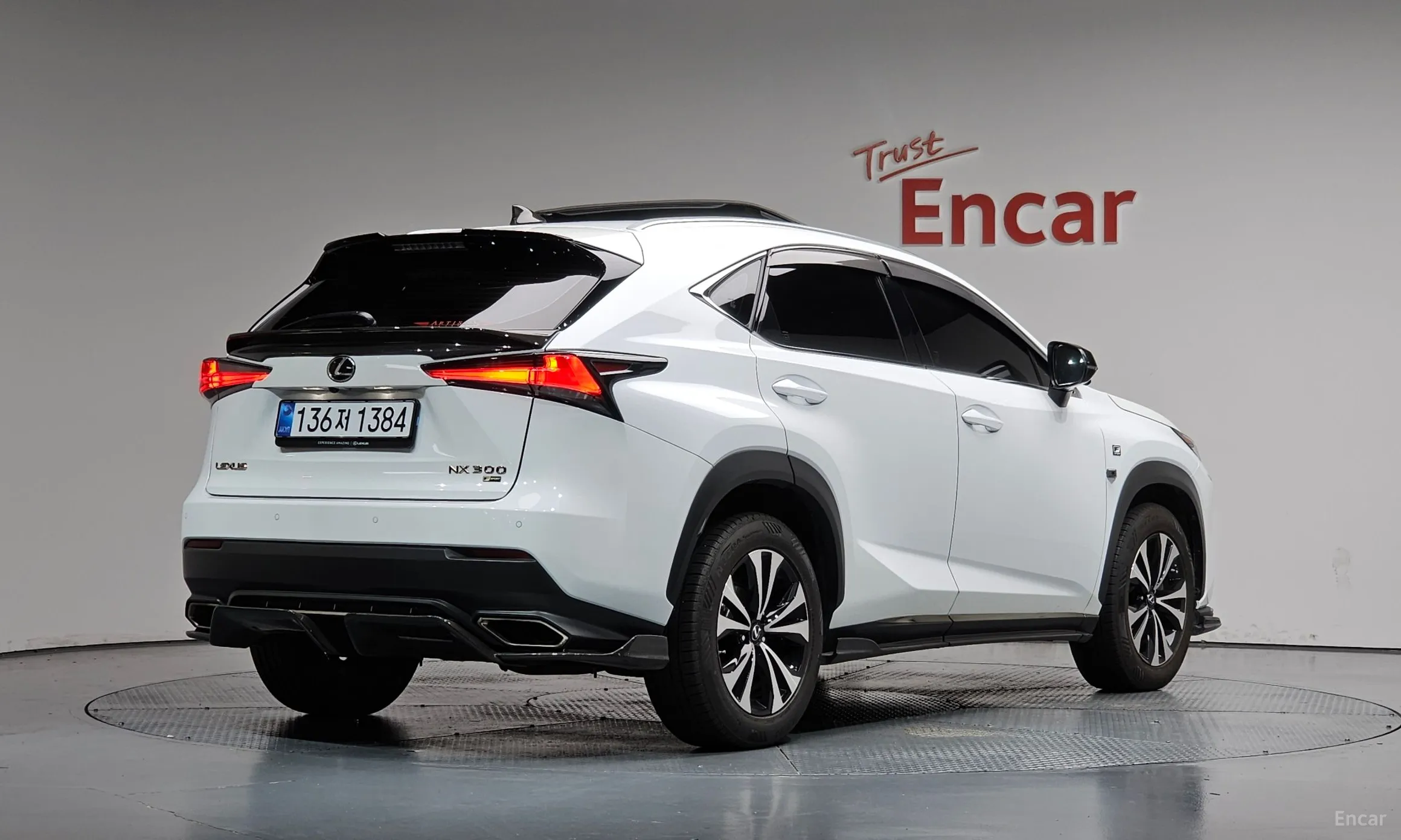 Lexus NX300