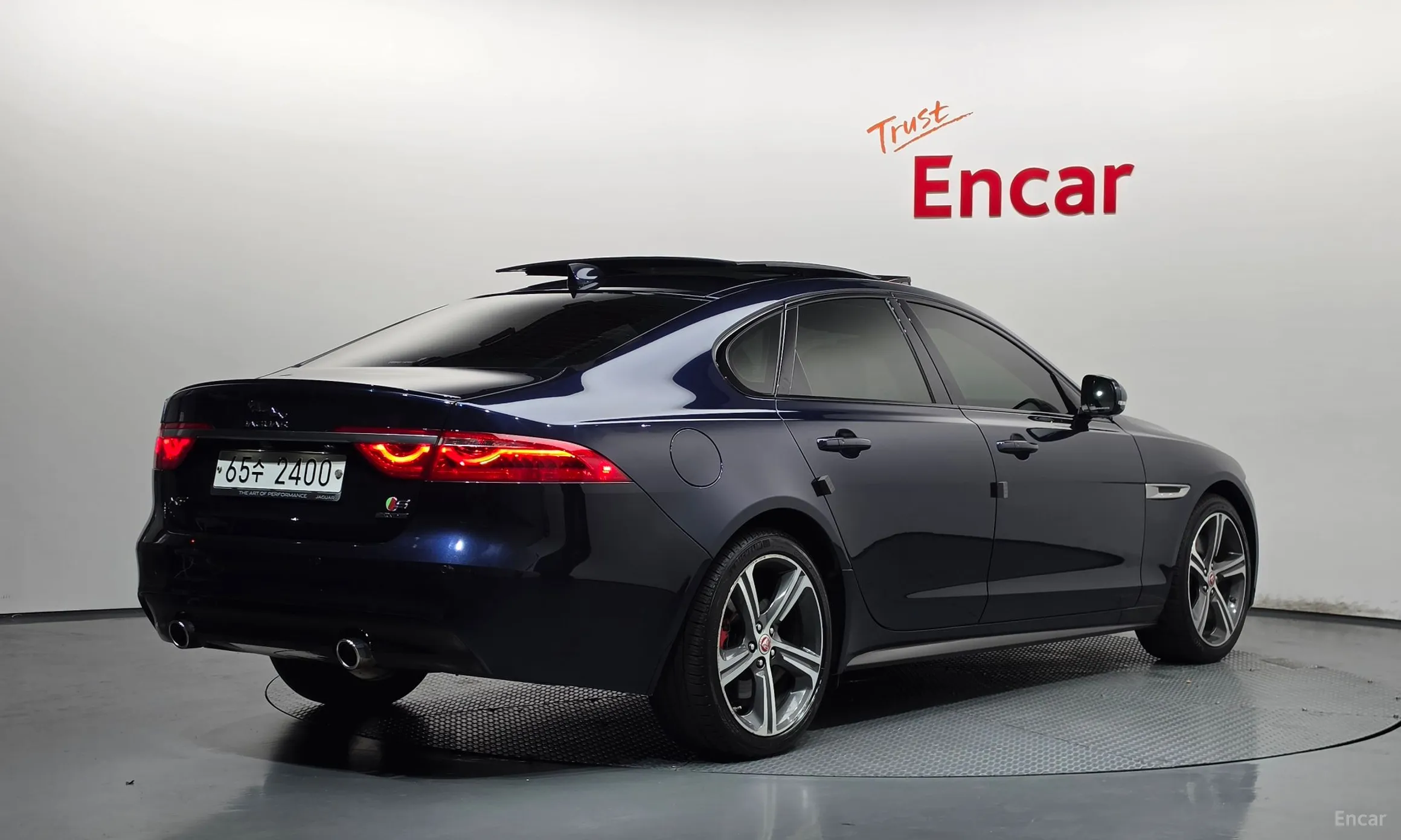 Jaguar XF (x260) превью 2