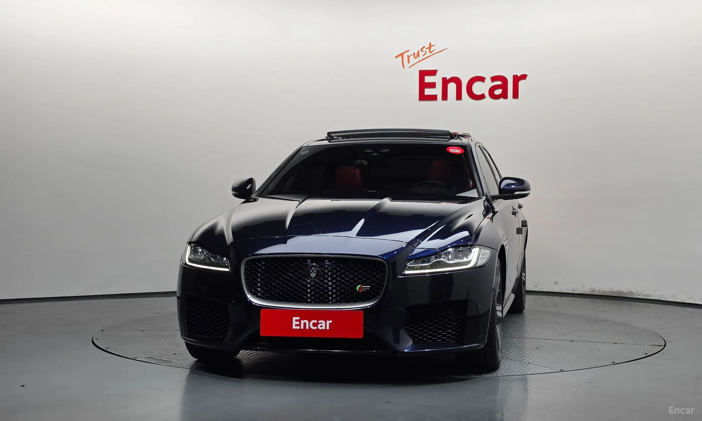 Jaguar XF (x260) превью 3