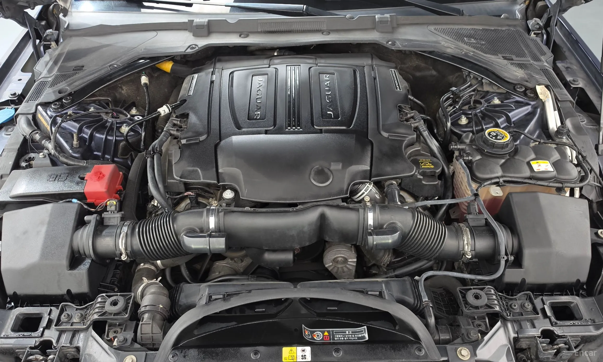 Jaguar XF (x260) превью 6